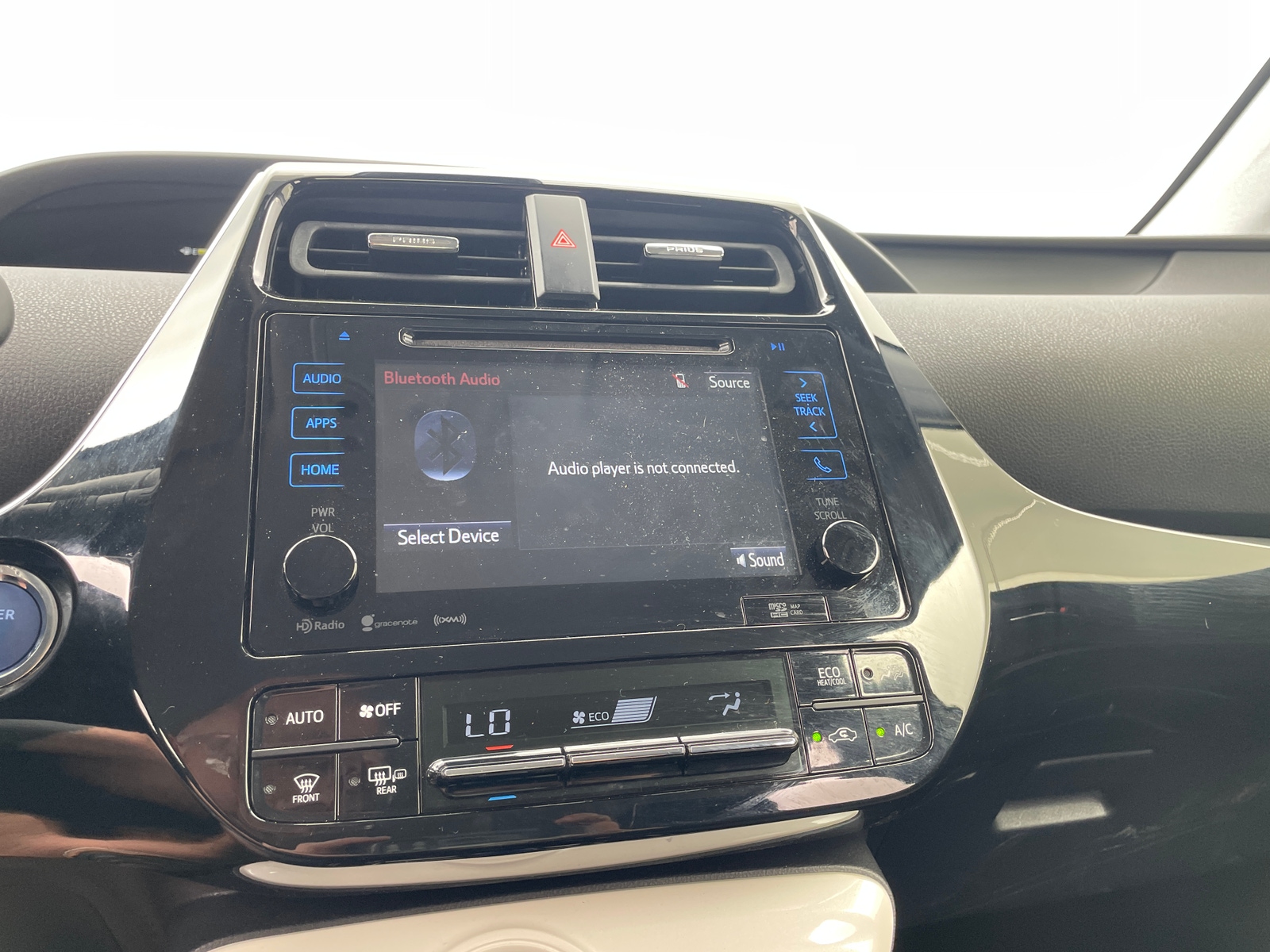 Thumbnail: 2017 Toyota Prius - 4