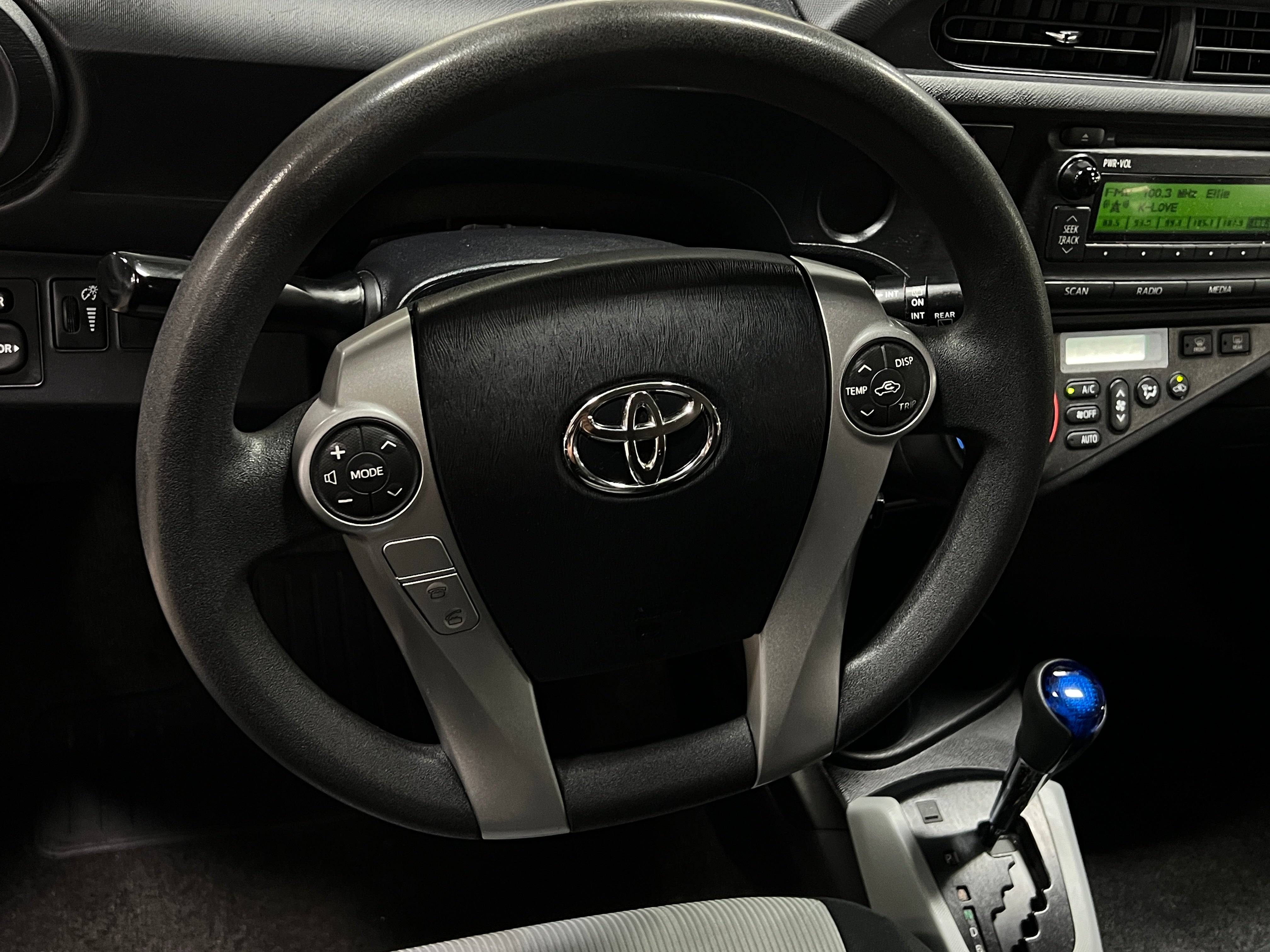 2014 Toyota Prius c Two 5