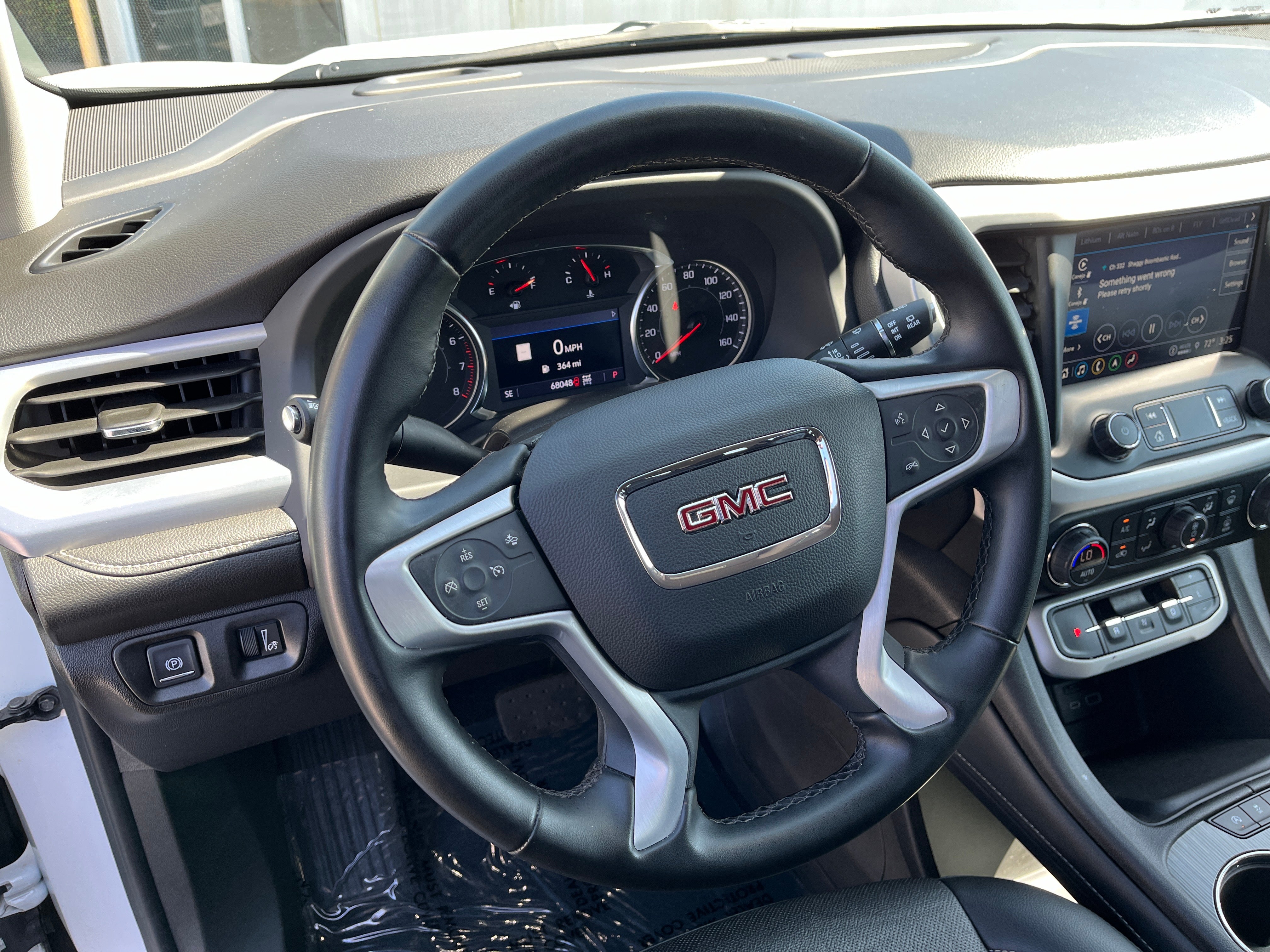 2023 GMC Acadia SLT 5