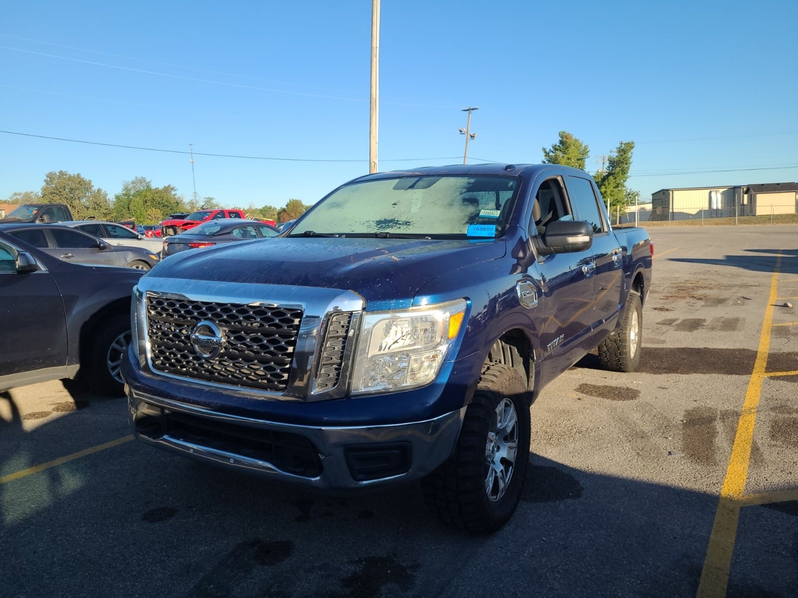 2017 Nissan Titan 4x4 Crew Cab SV