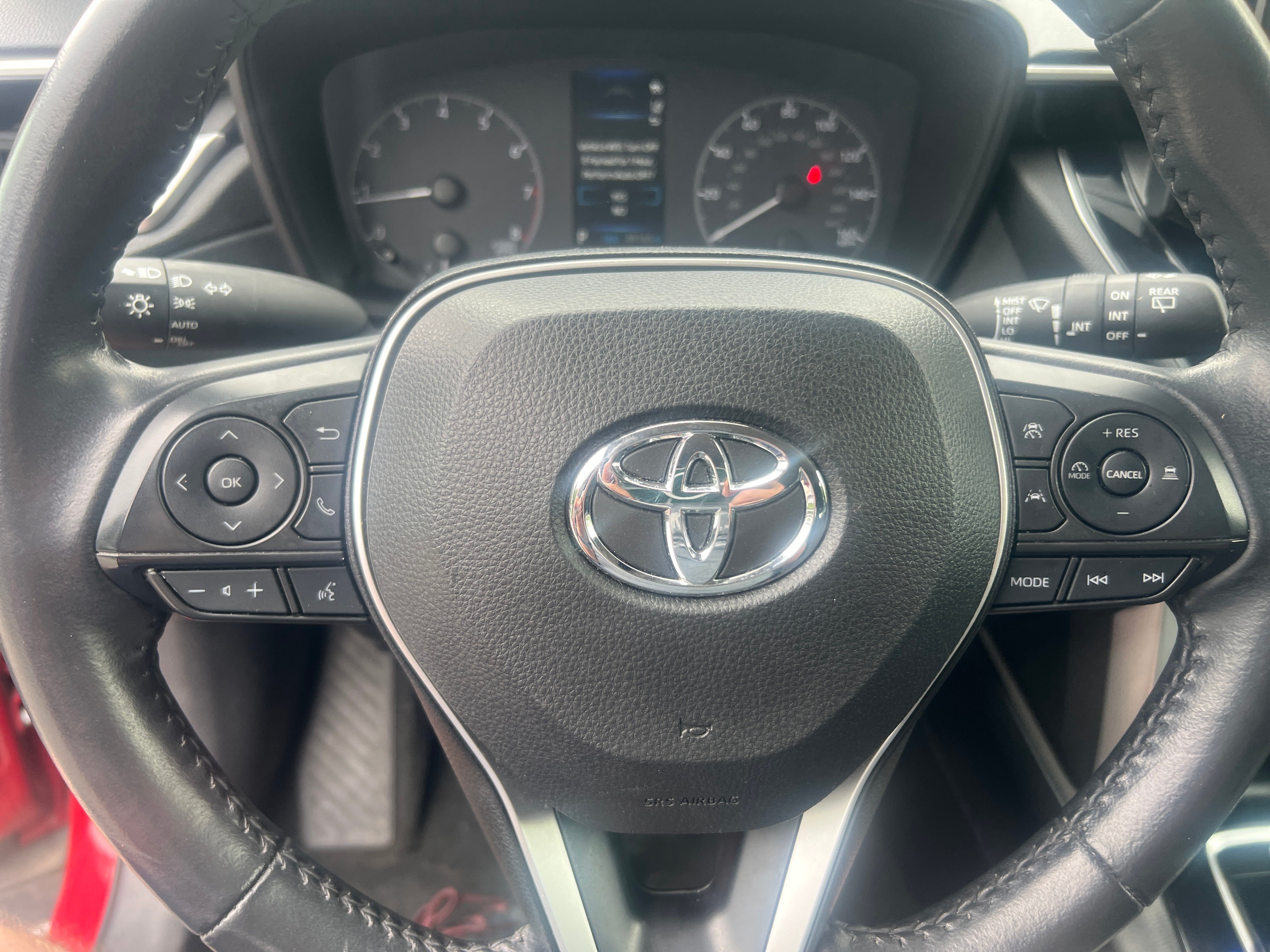 2023 Toyota Corolla Cross LE 5