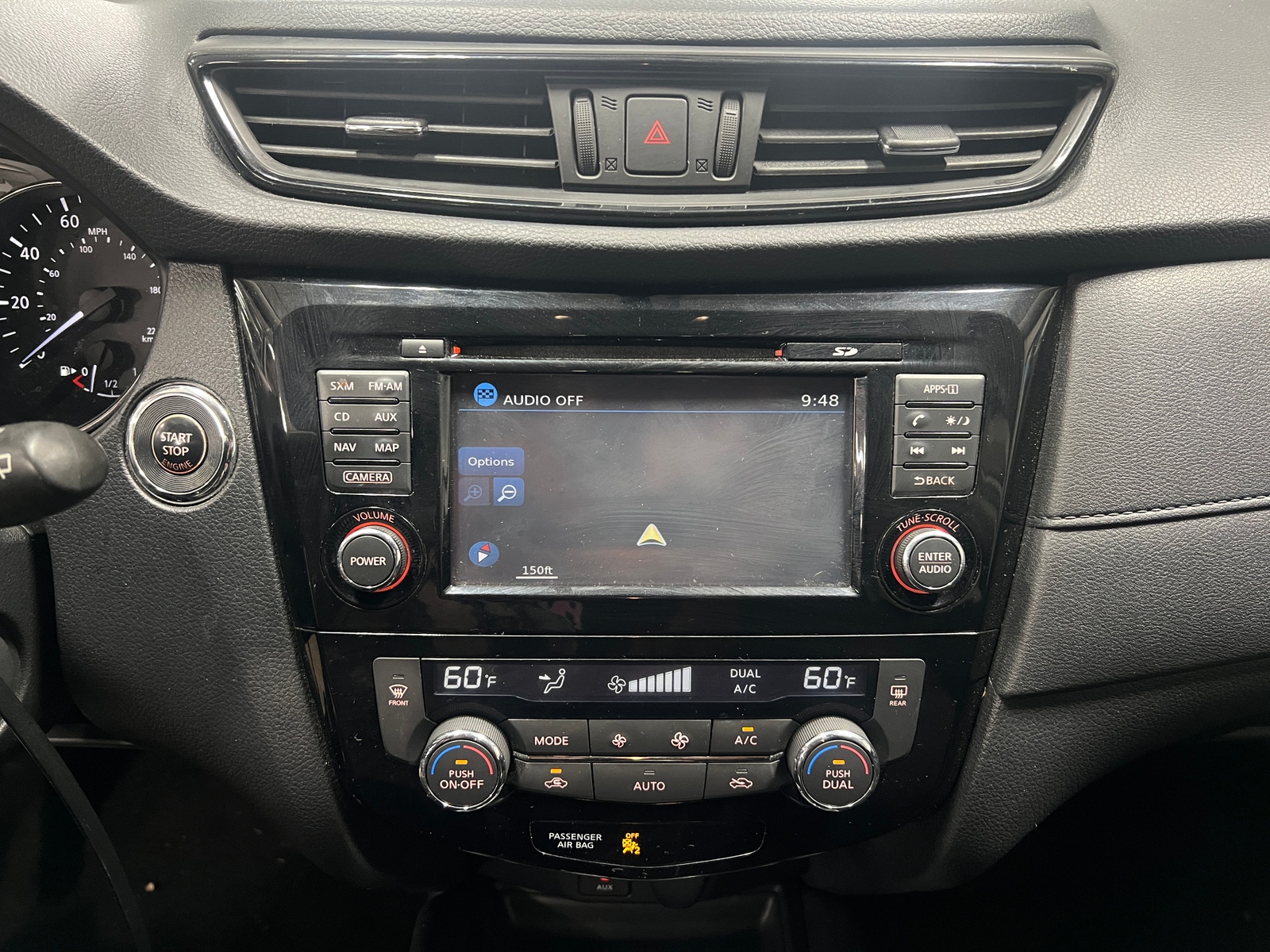 Thumbnail: 2017 Nissan Rogue - 4