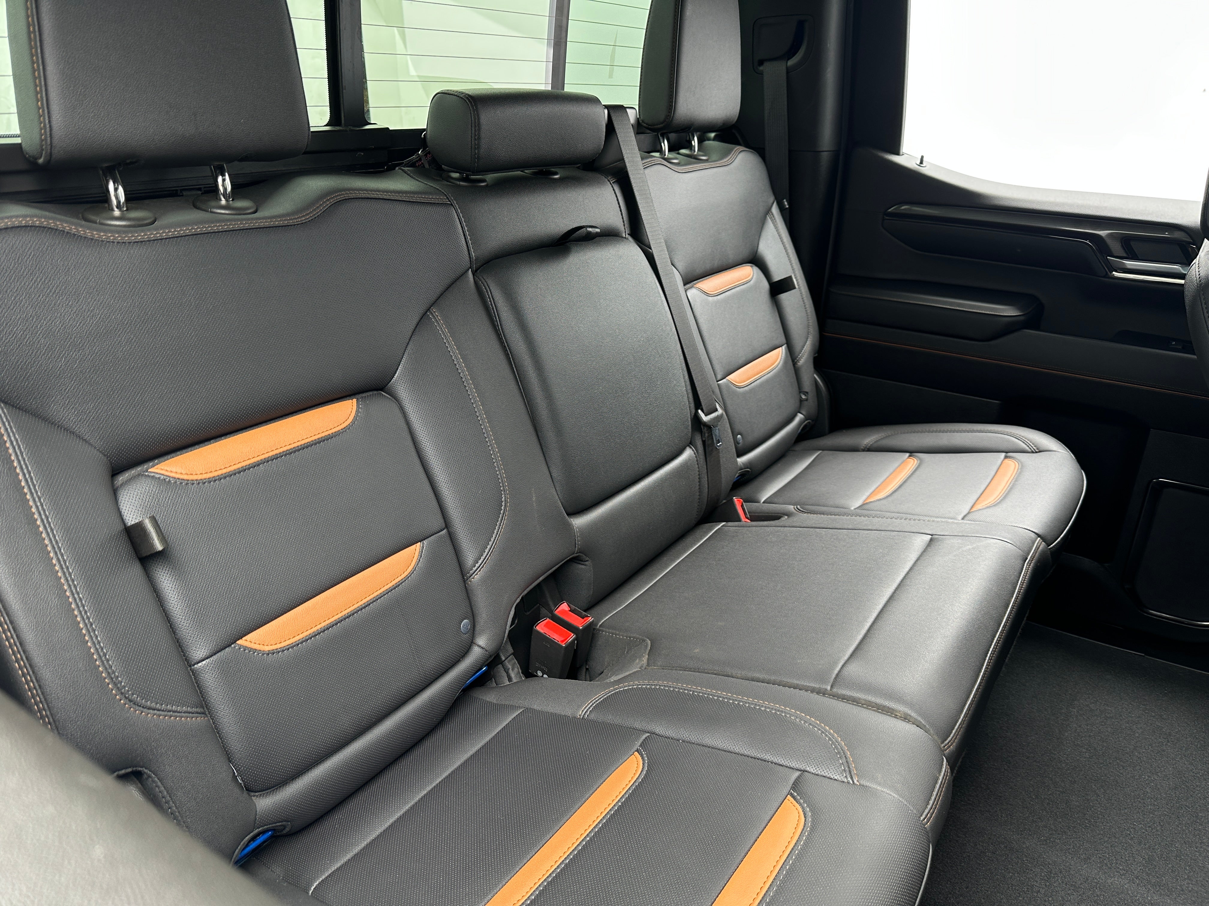 2023 GMC Sierra 1500 AT4 5