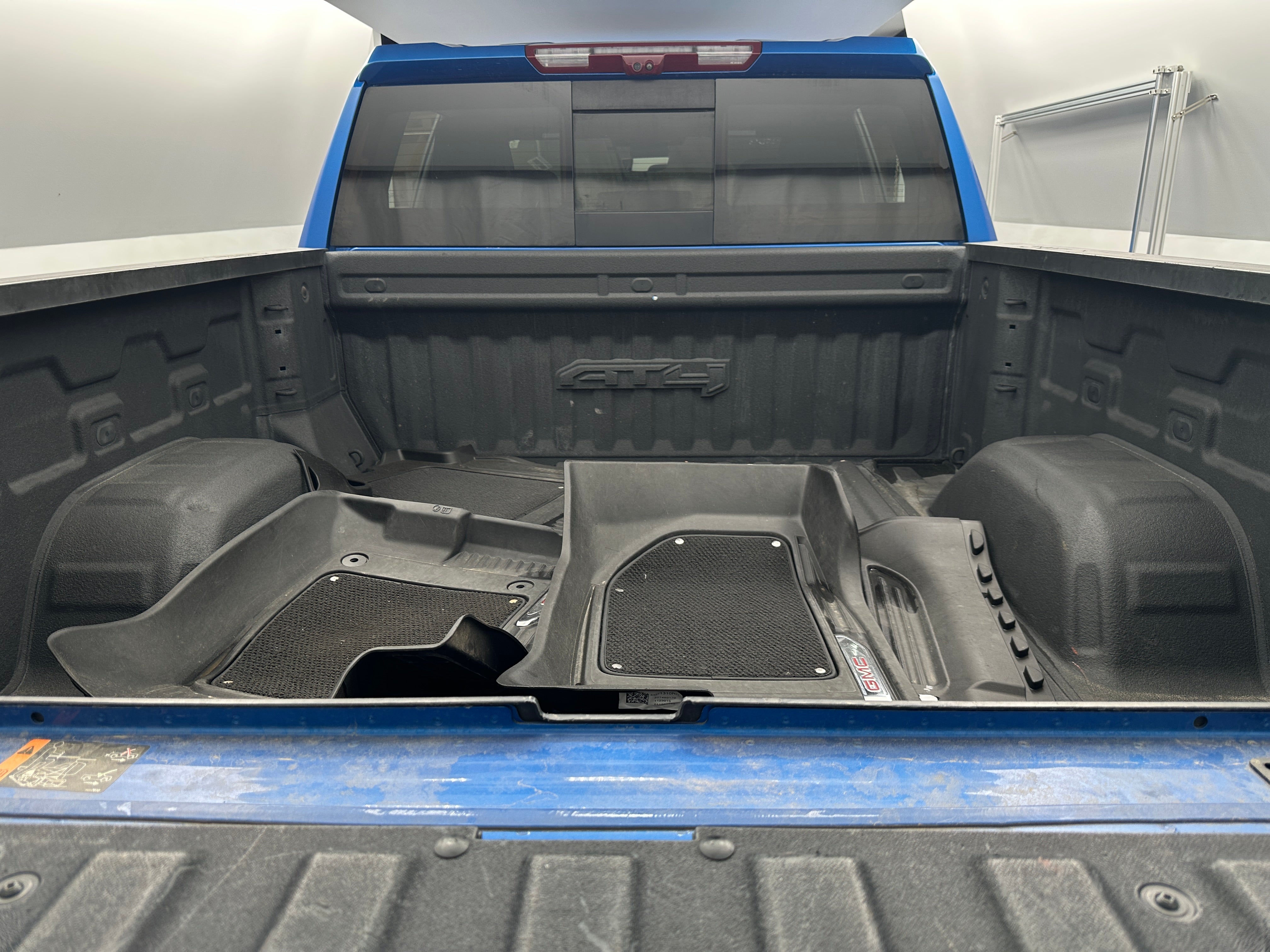 2023 GMC Sierra 1500 AT4 6