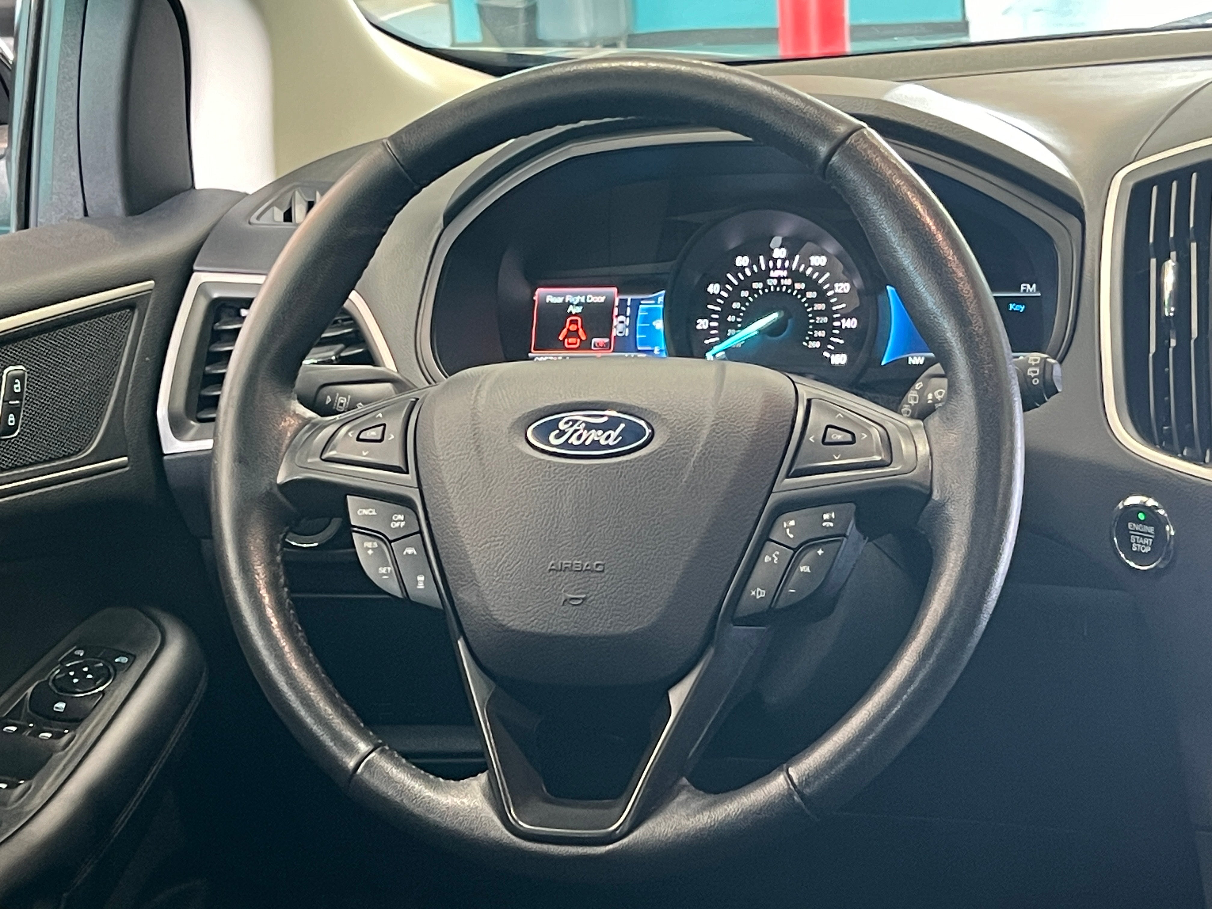 2022 Ford Edge SEL 5