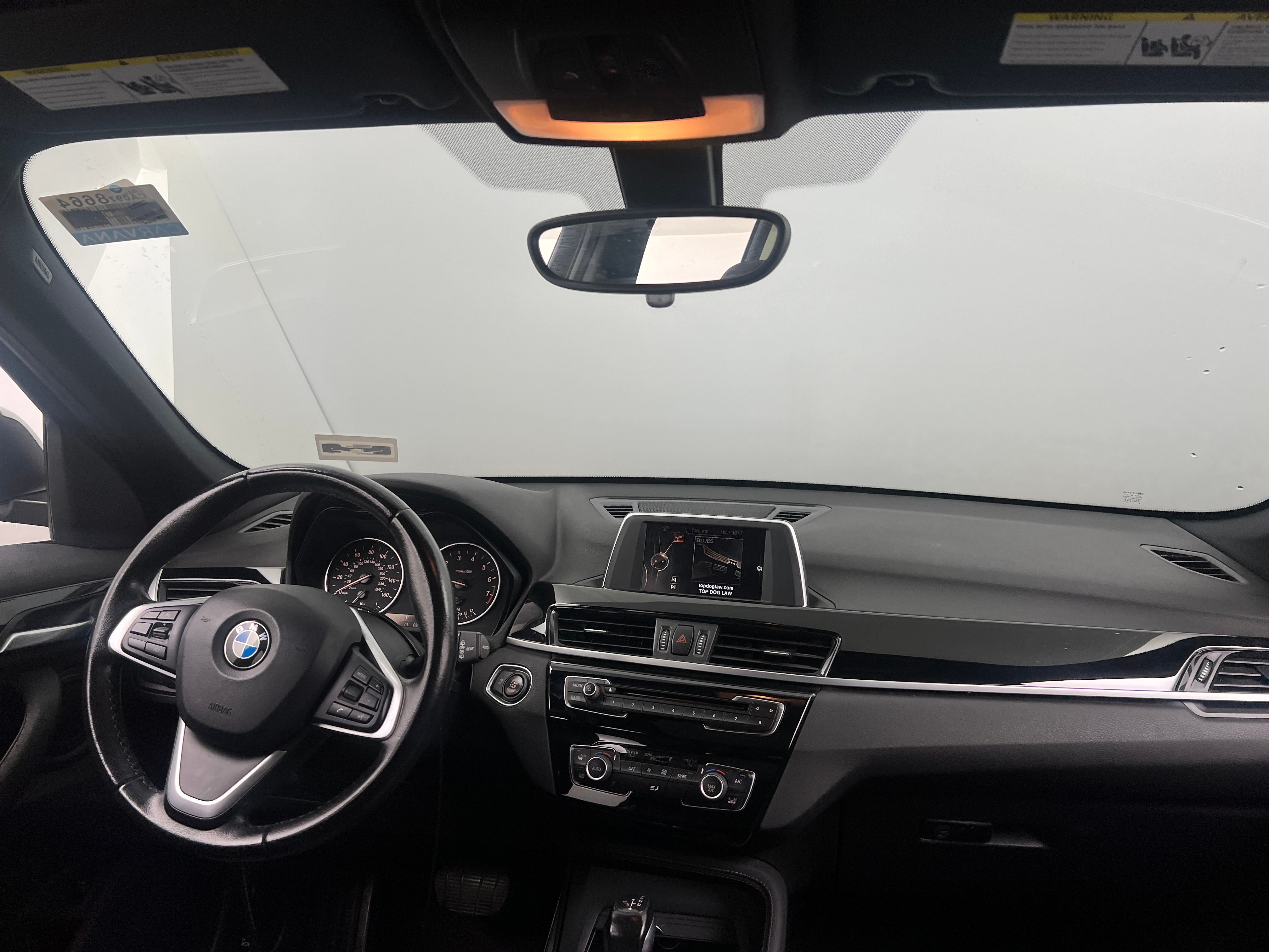 2017 BMW X1 xDrive28i 3