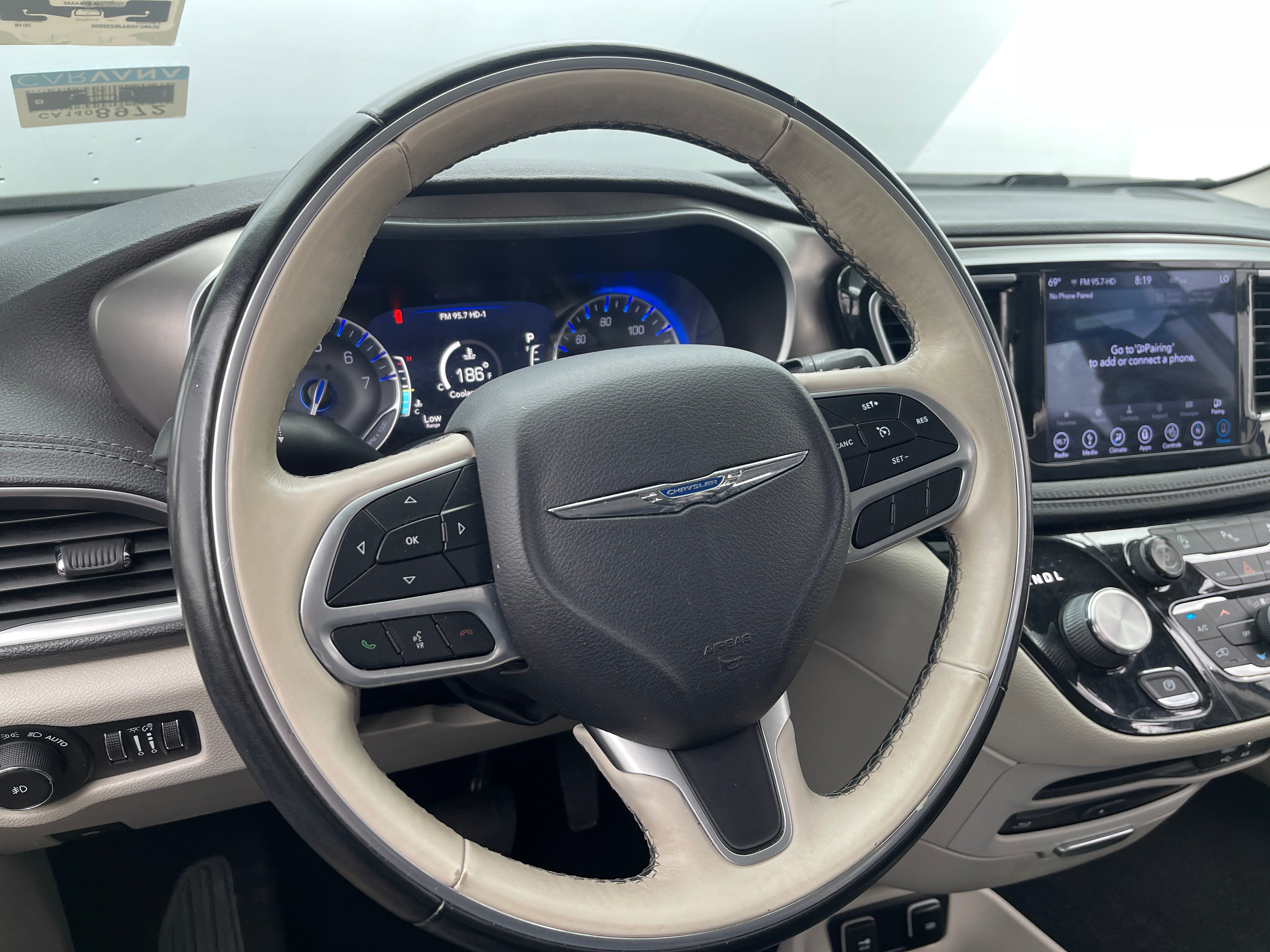 2018 Chrysler Pacifica Limited 5