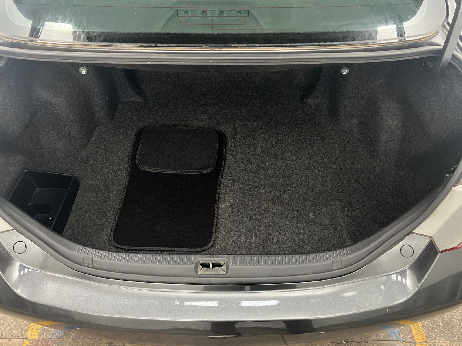 Thumbnail: 2011 Toyota Camry - 7