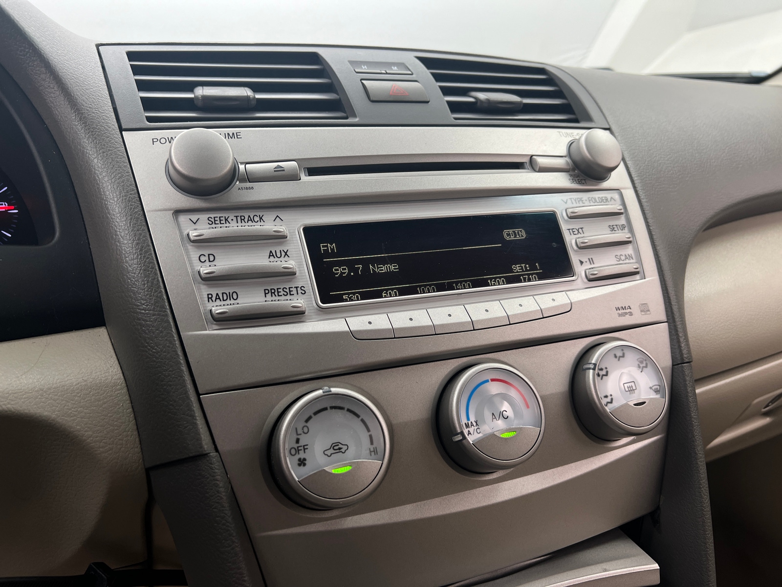 Thumbnail: 2011 Toyota Camry - 4