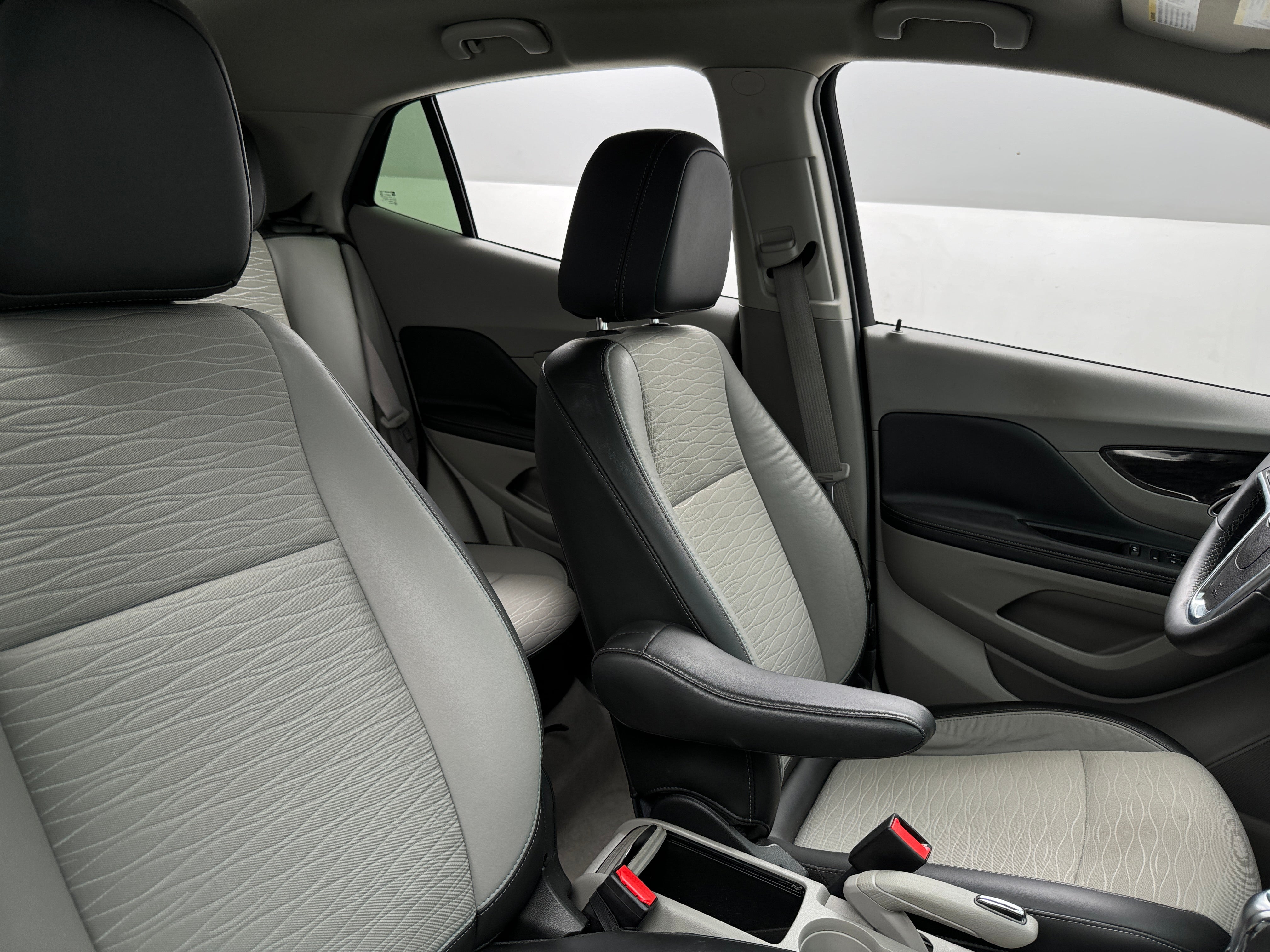 2016 Buick Encore Convenience 2