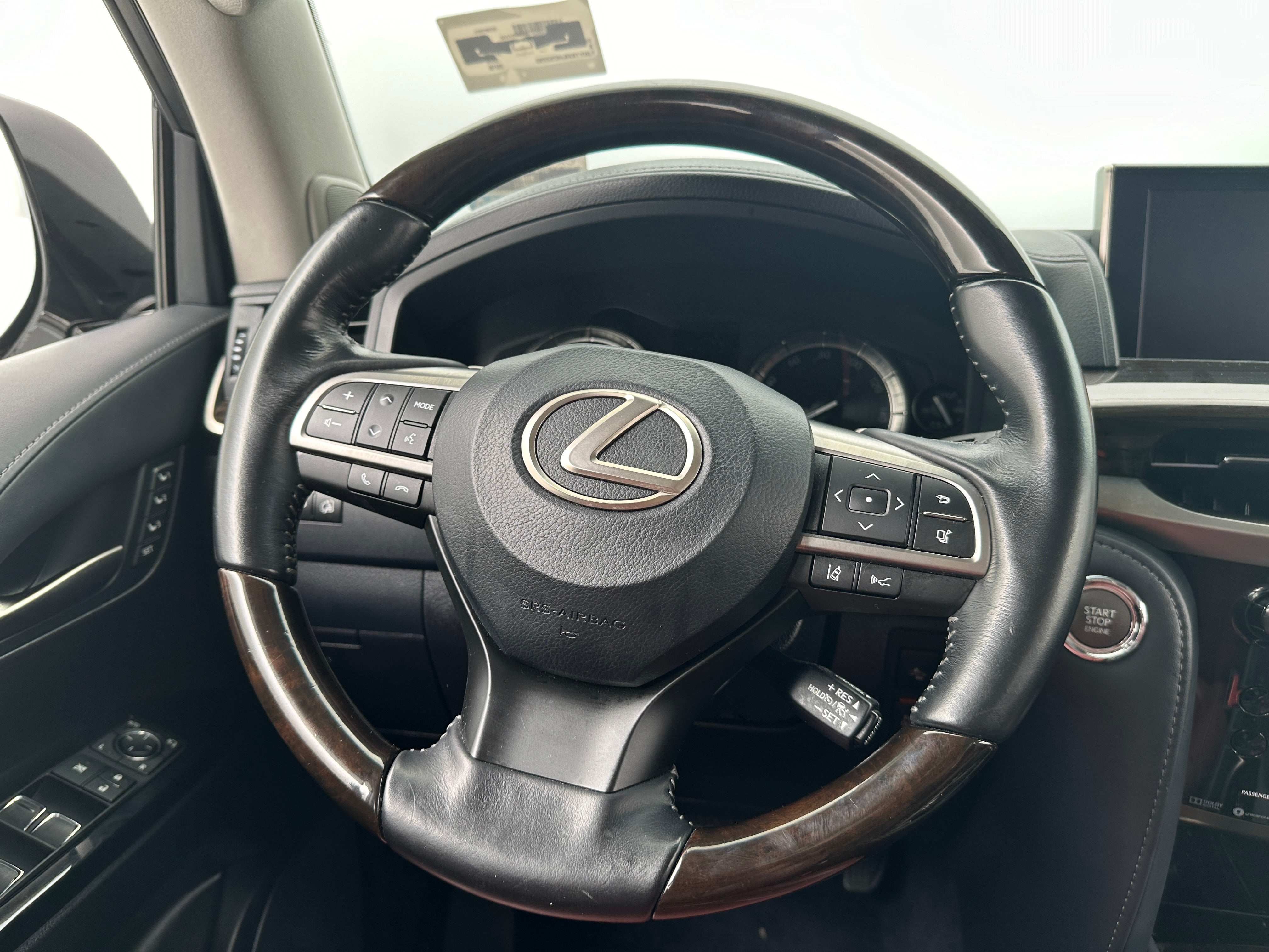 2018 Lexus LX 570 4