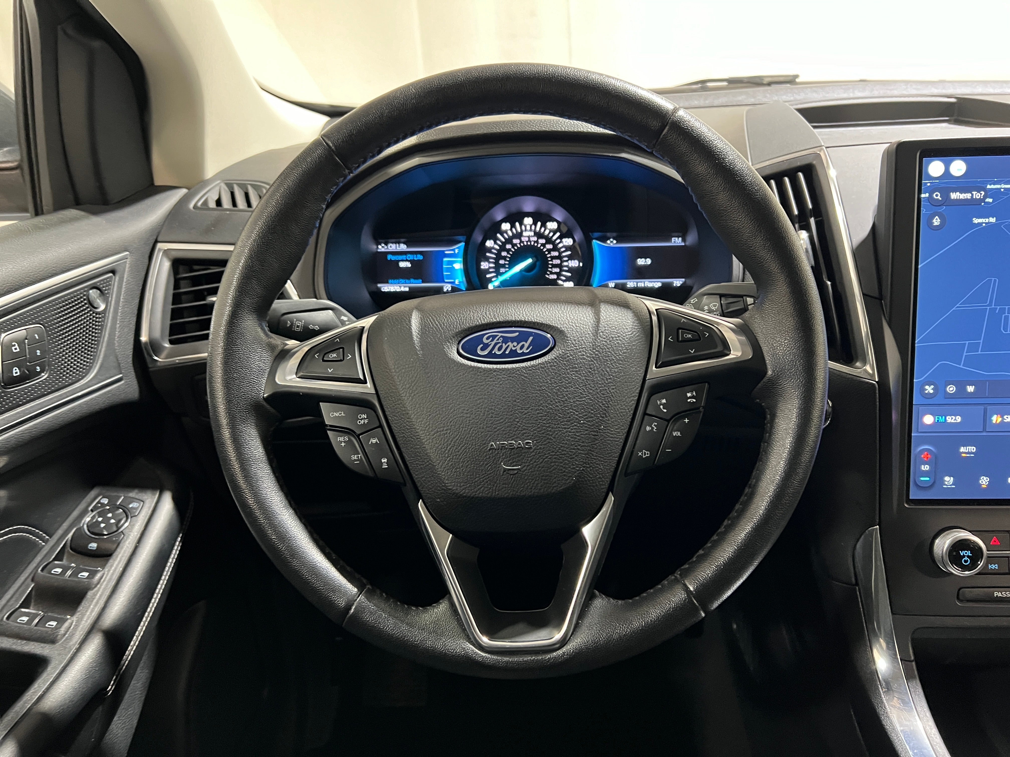 2022 Ford Edge Titanium 5