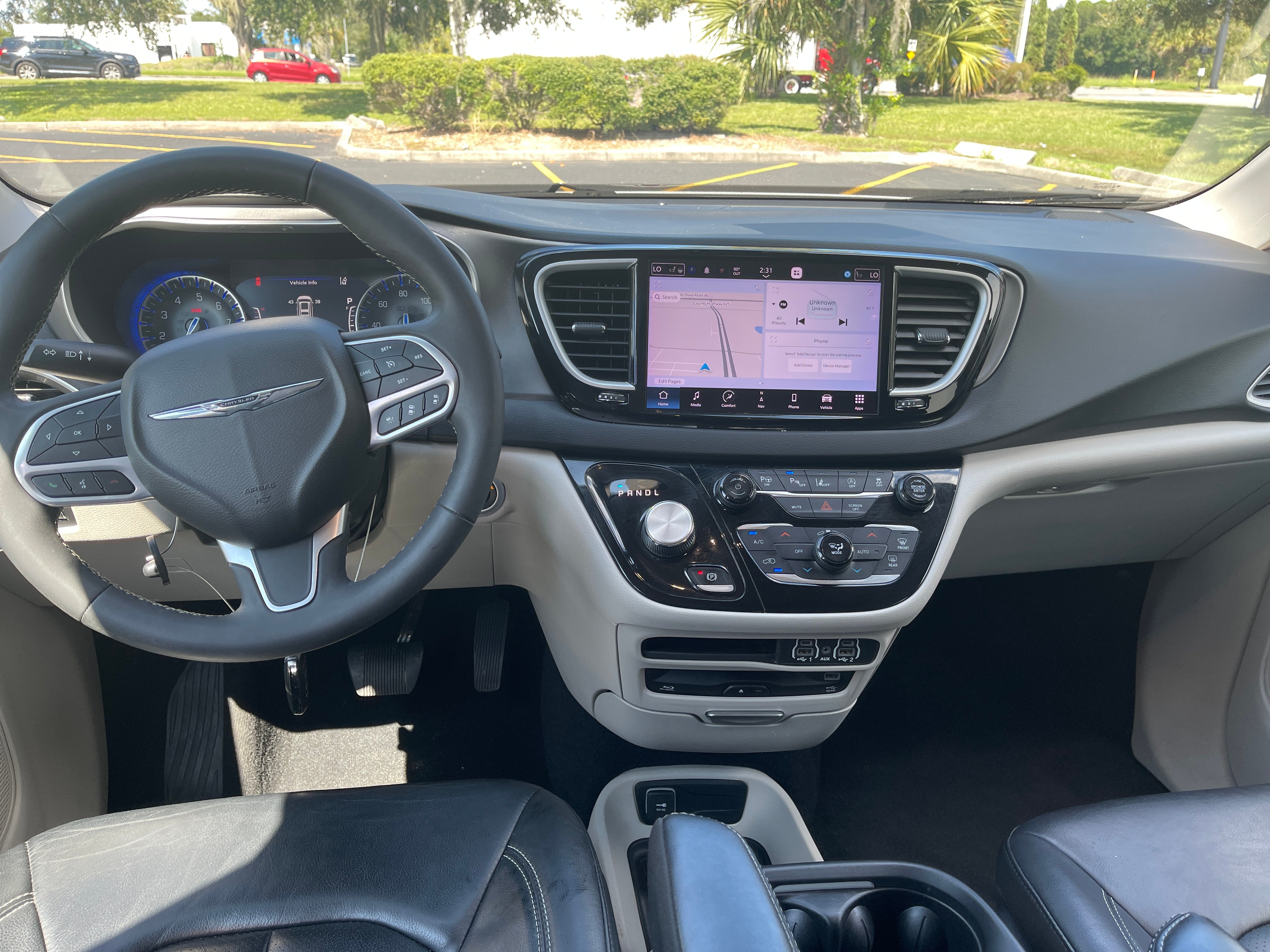 2022 Chrysler Pacifica Touring L 3