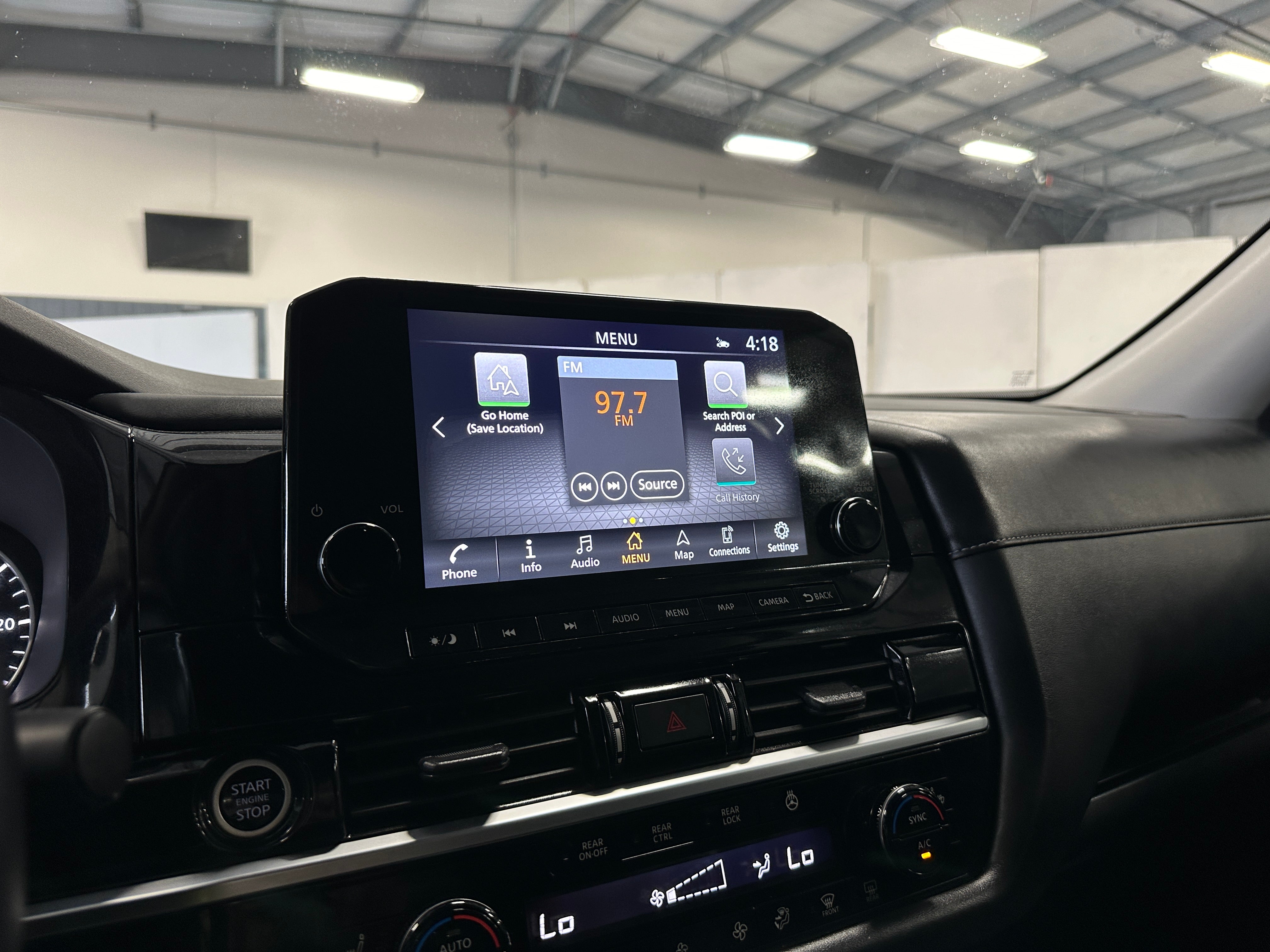 2023 Nissan Pathfinder SL 4