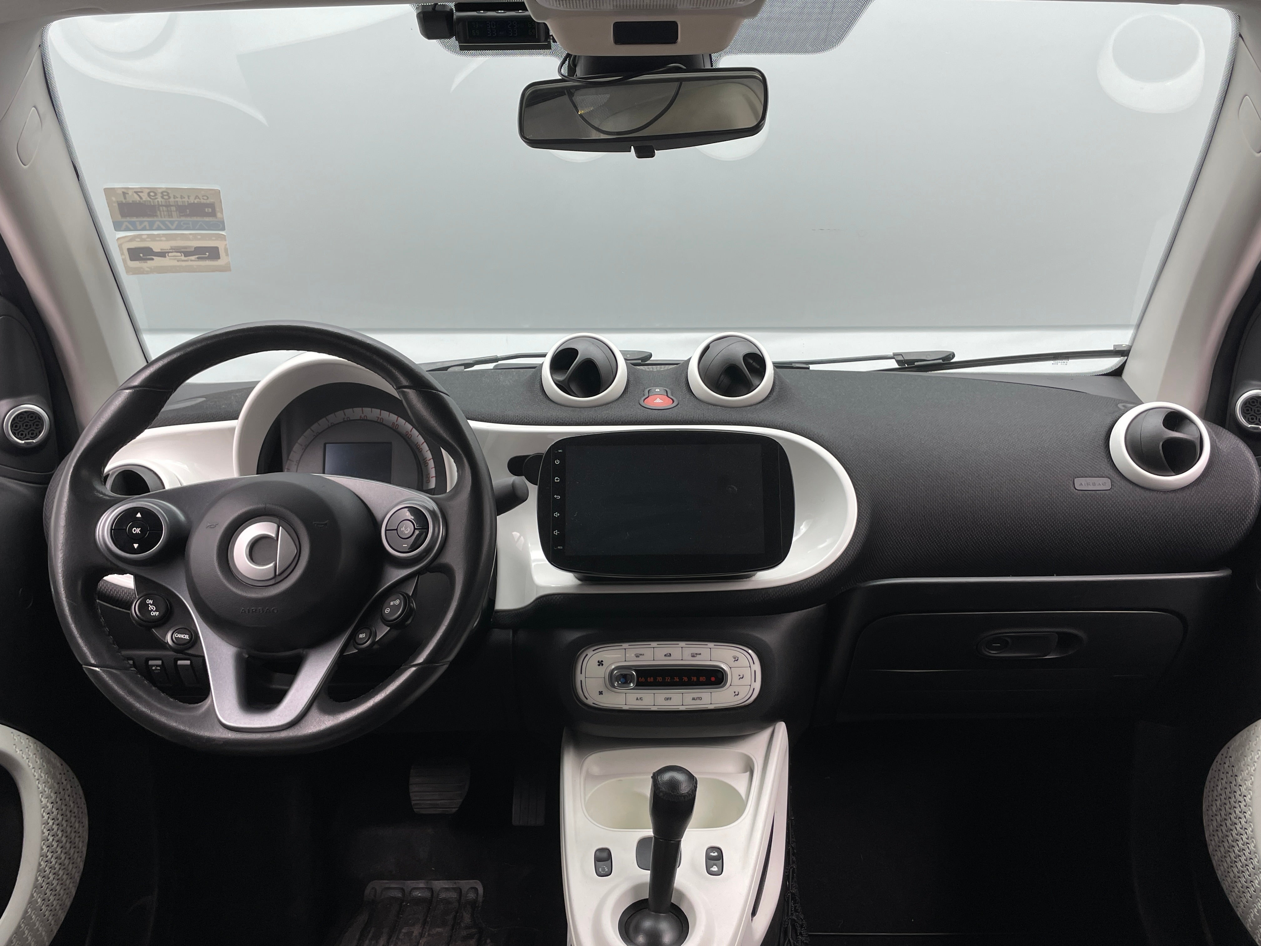 2017 smart fortwo Passion 3