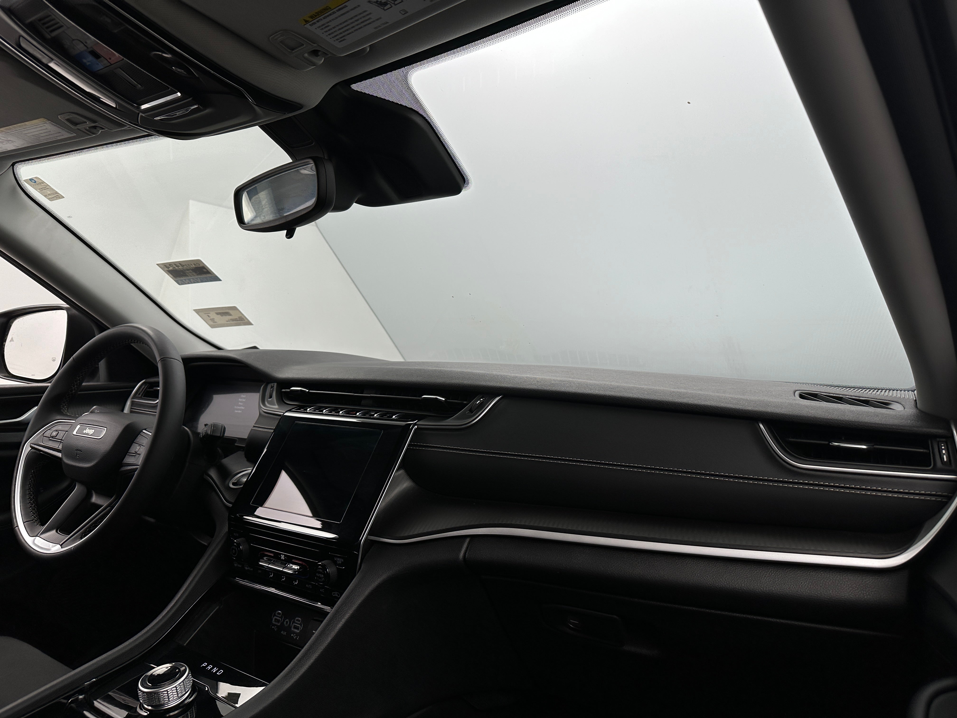Thumbnail: 2023 Jeep Grand Cherokee L - 3