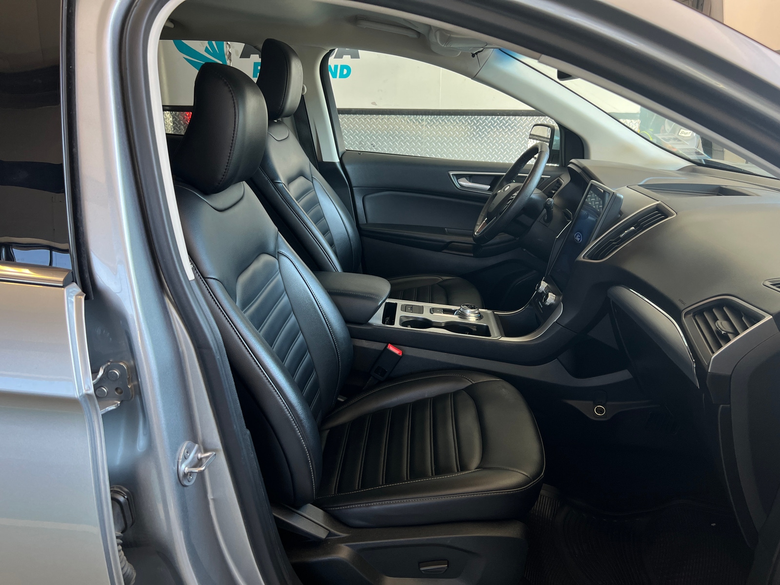 Thumbnail: 2022 Ford Edge - 2