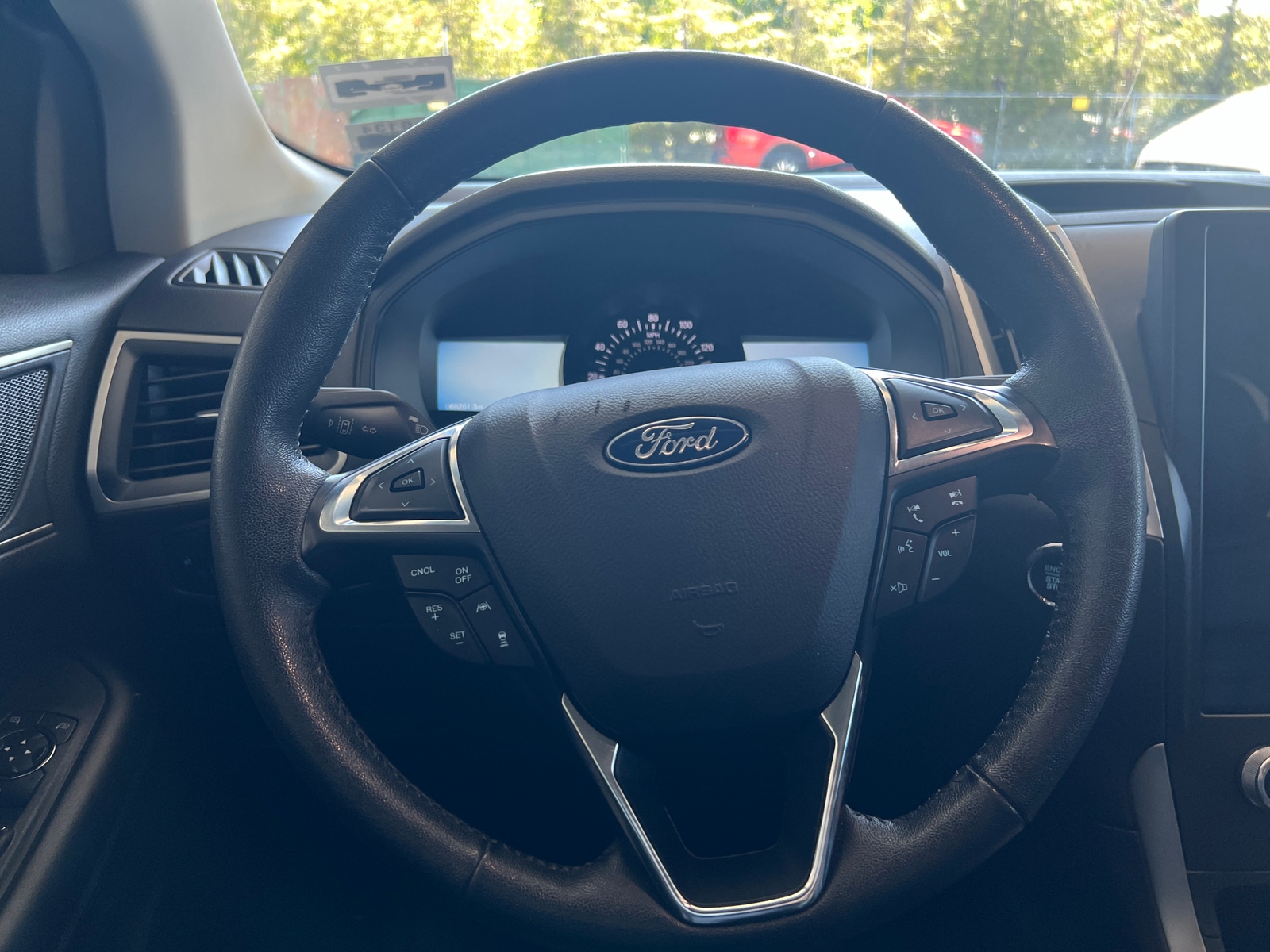 Thumbnail: 2022 Ford Edge - 5