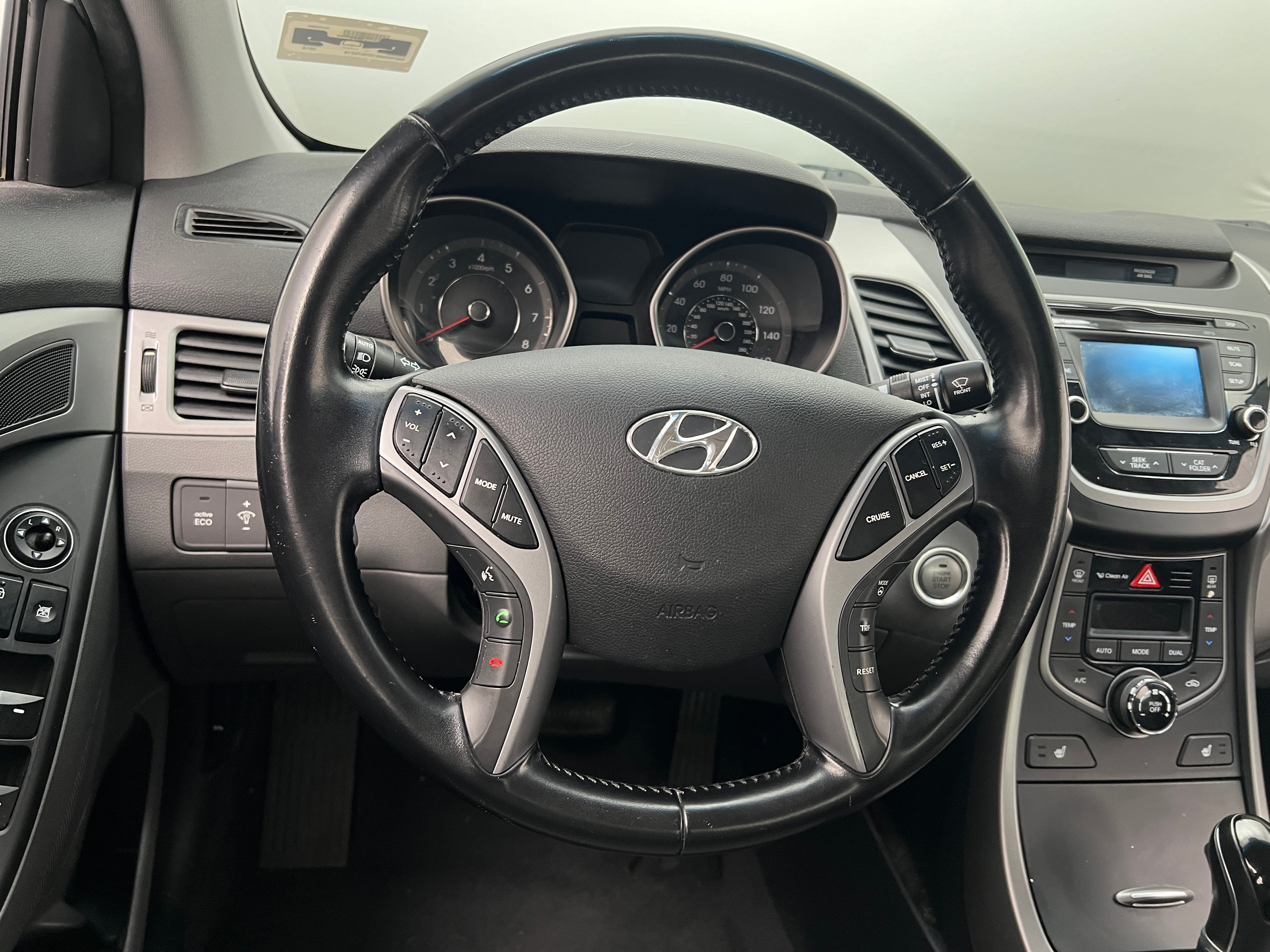 2016 Hyundai Elantra Limited Edition 5