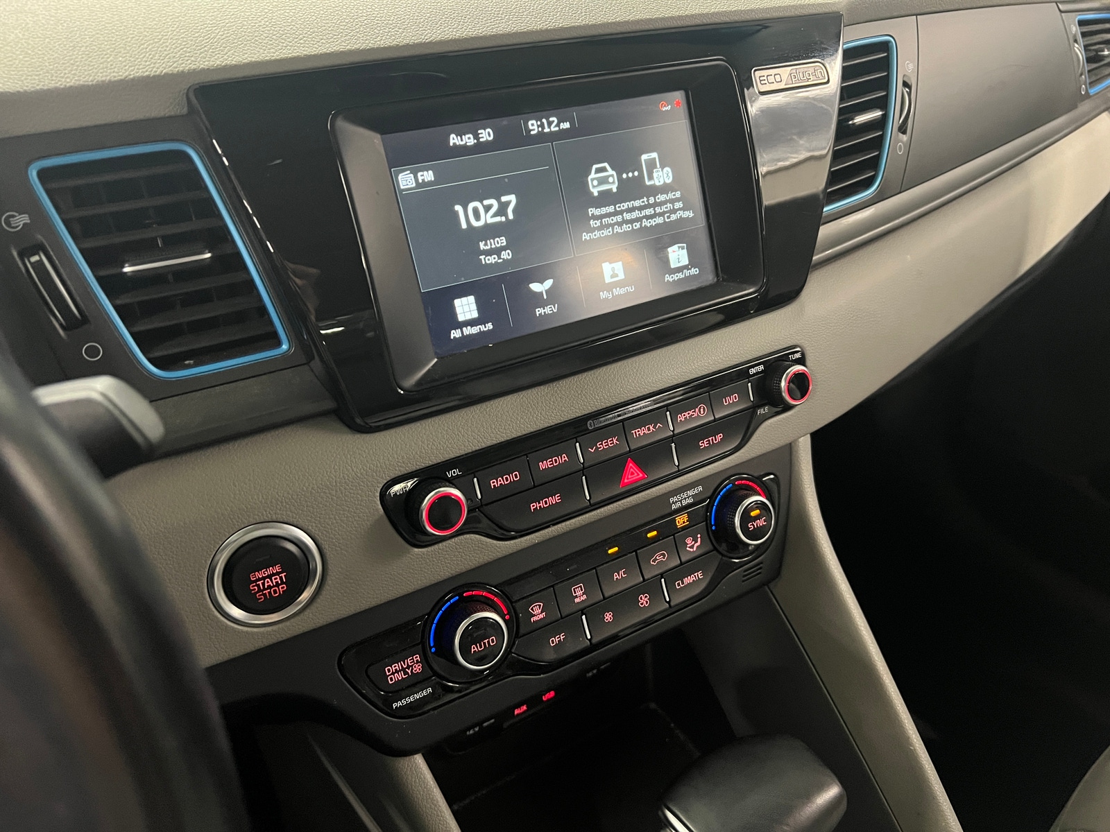 Thumbnail: 2019 Kia Niro - 4