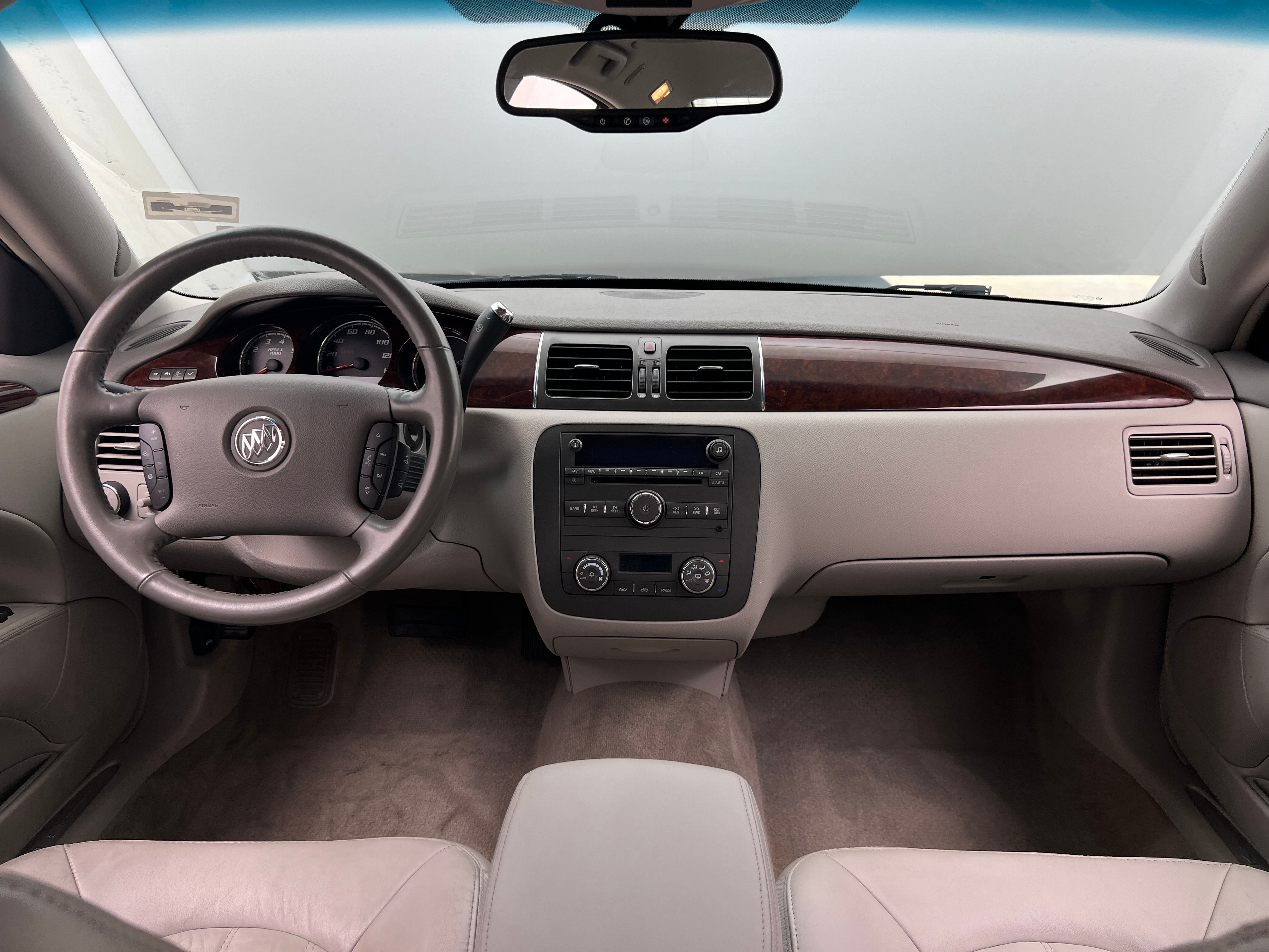 2011 Buick Lucerne CXL 2