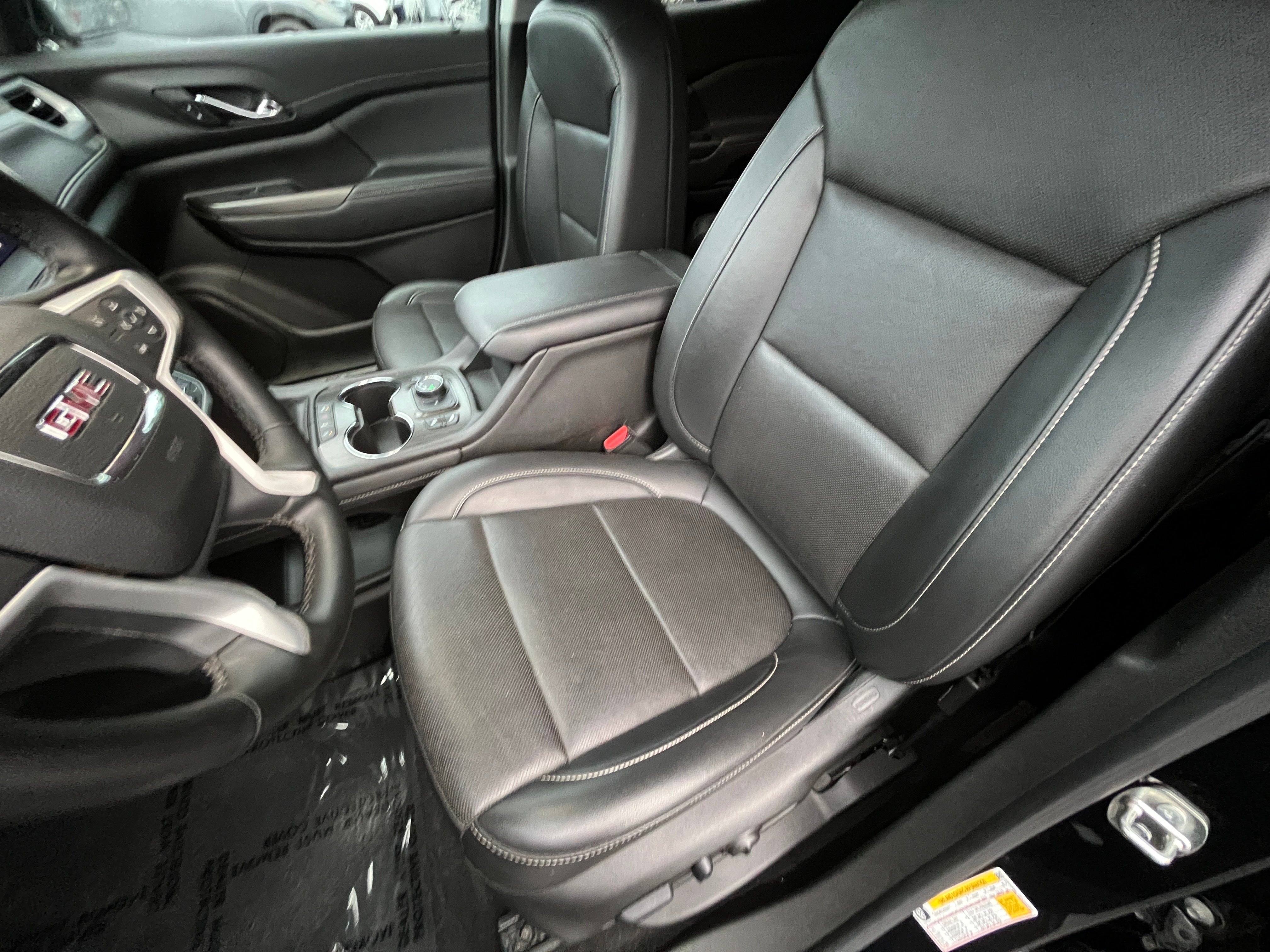2023 GMC Acadia SLT 2