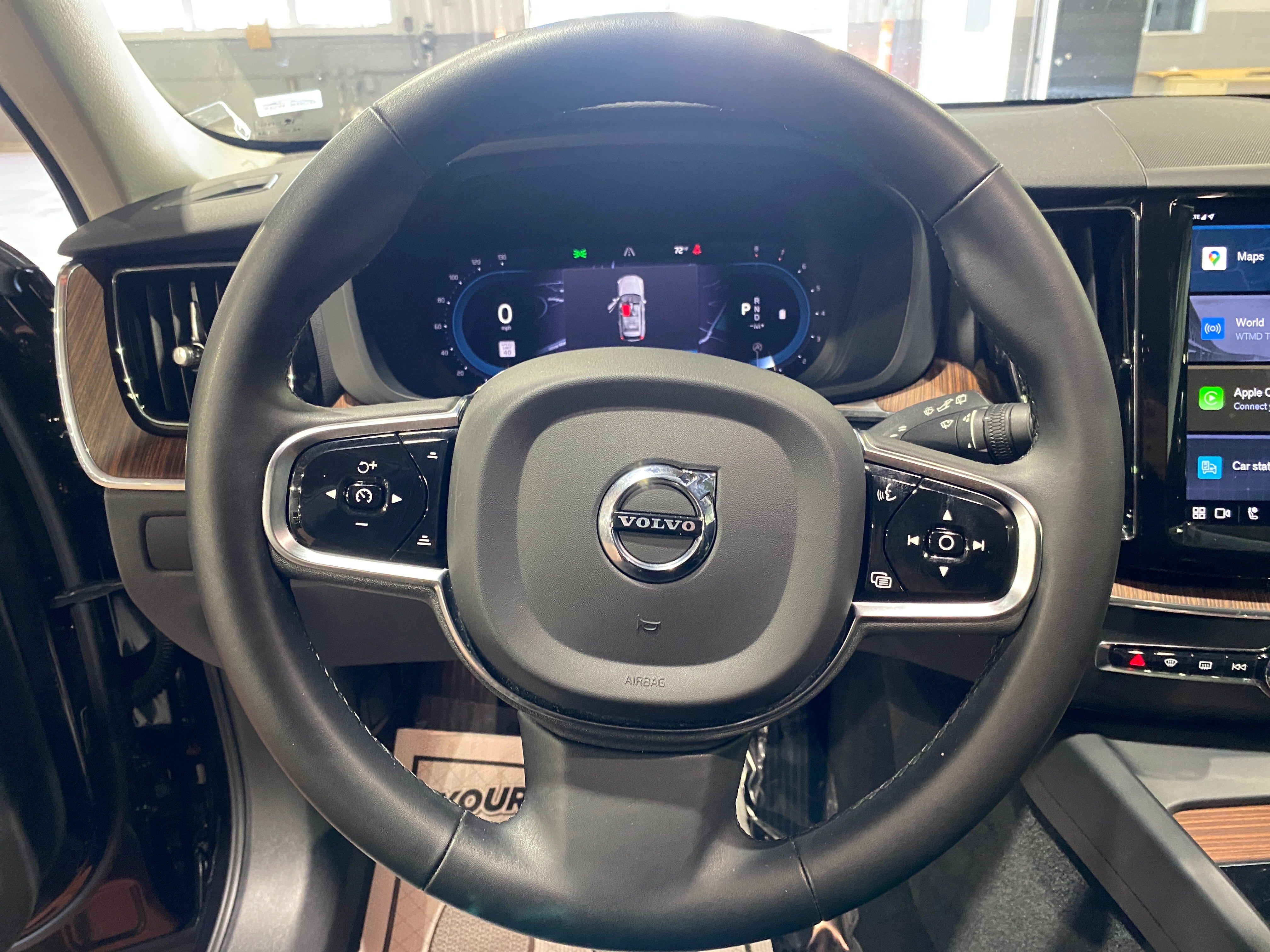 2023 Volvo XC60 B5 Plus 5