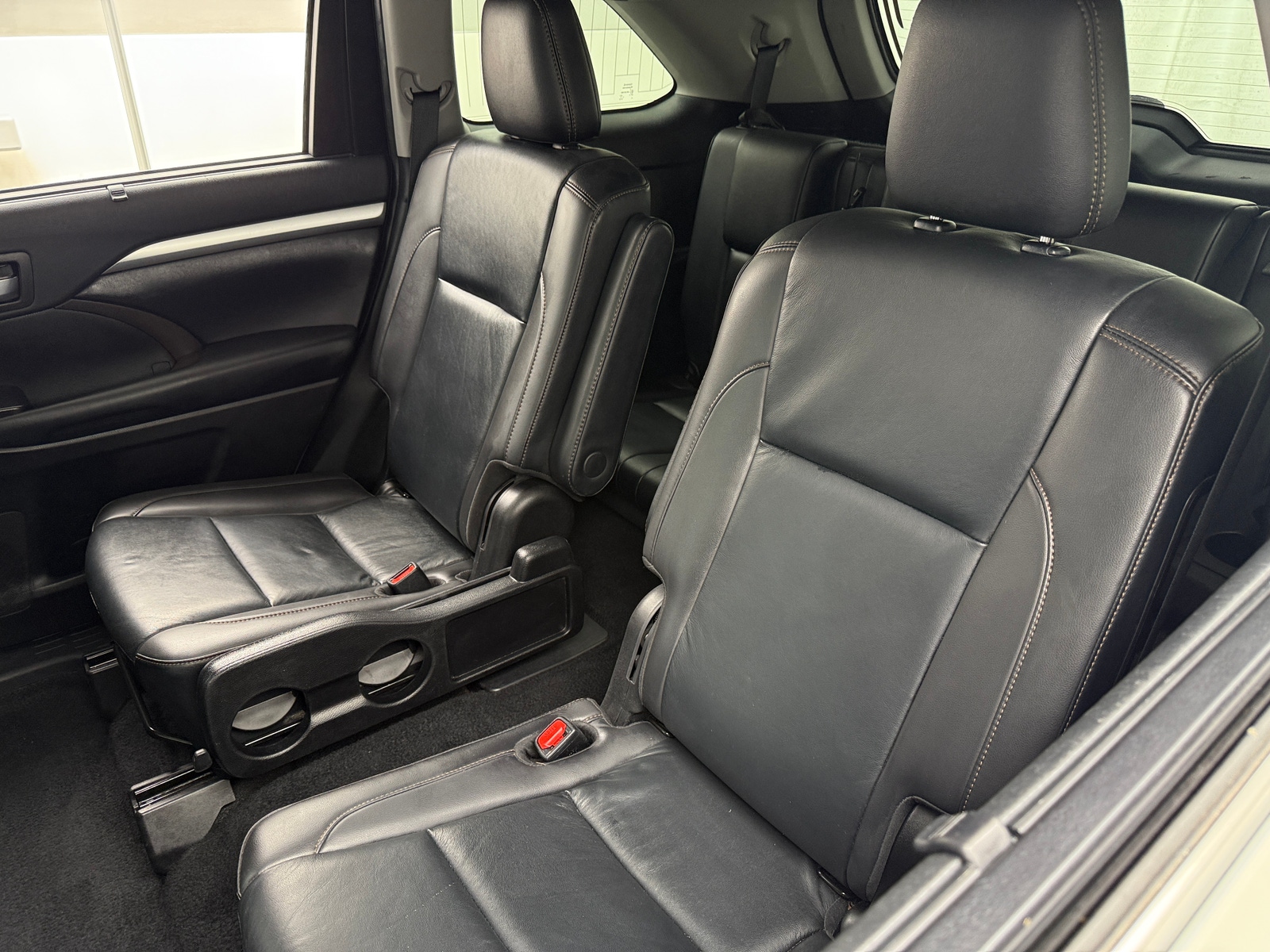 Thumbnail: 2019 Toyota Highlander - 5