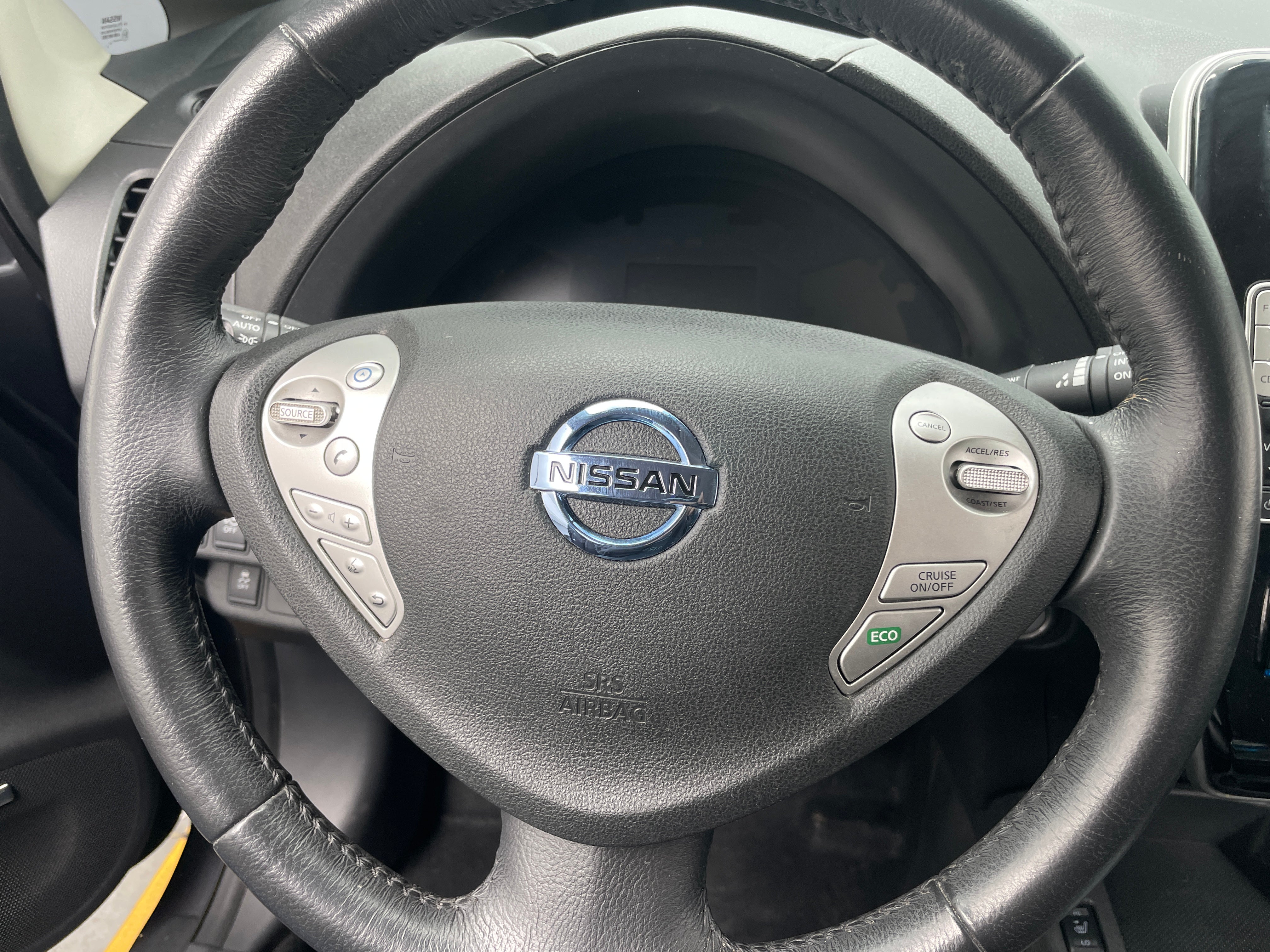 2015 Nissan Leaf SL 5