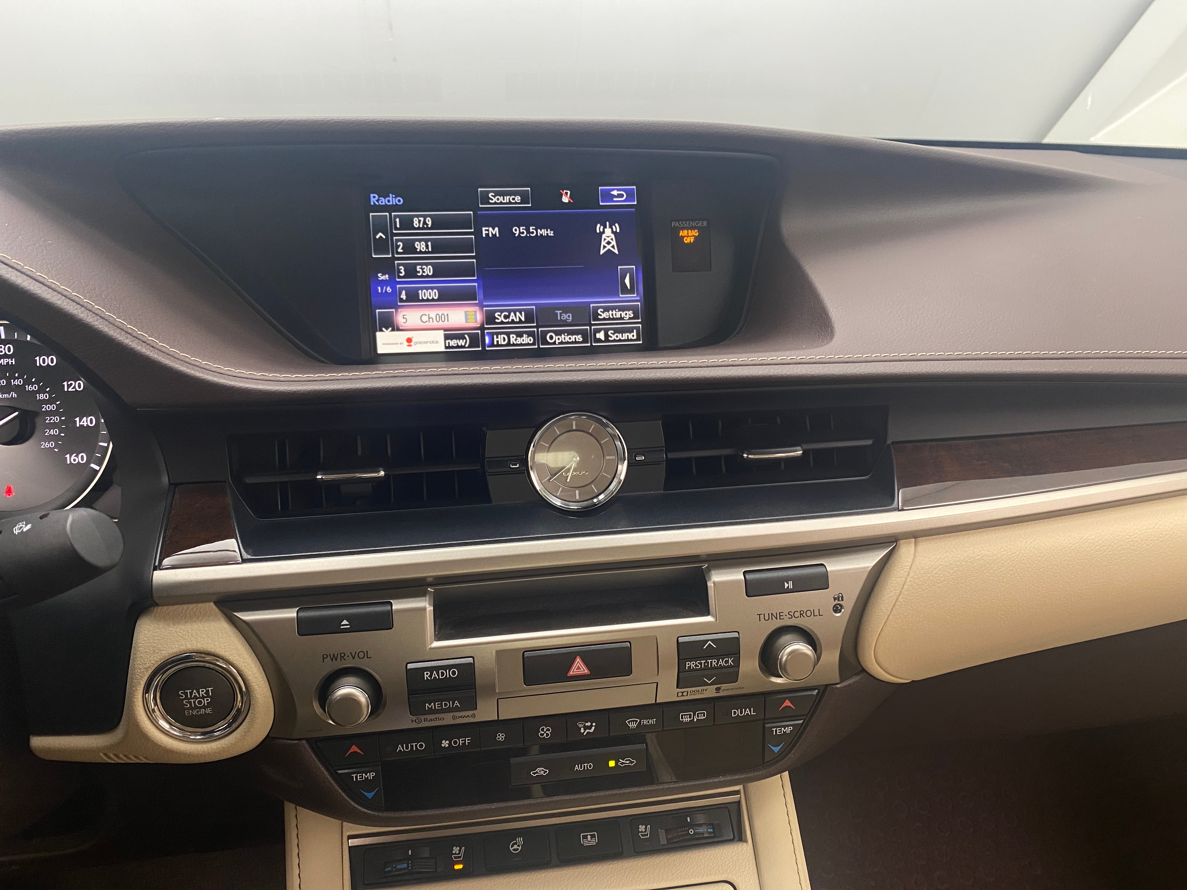 2016 Lexus ES 350 3