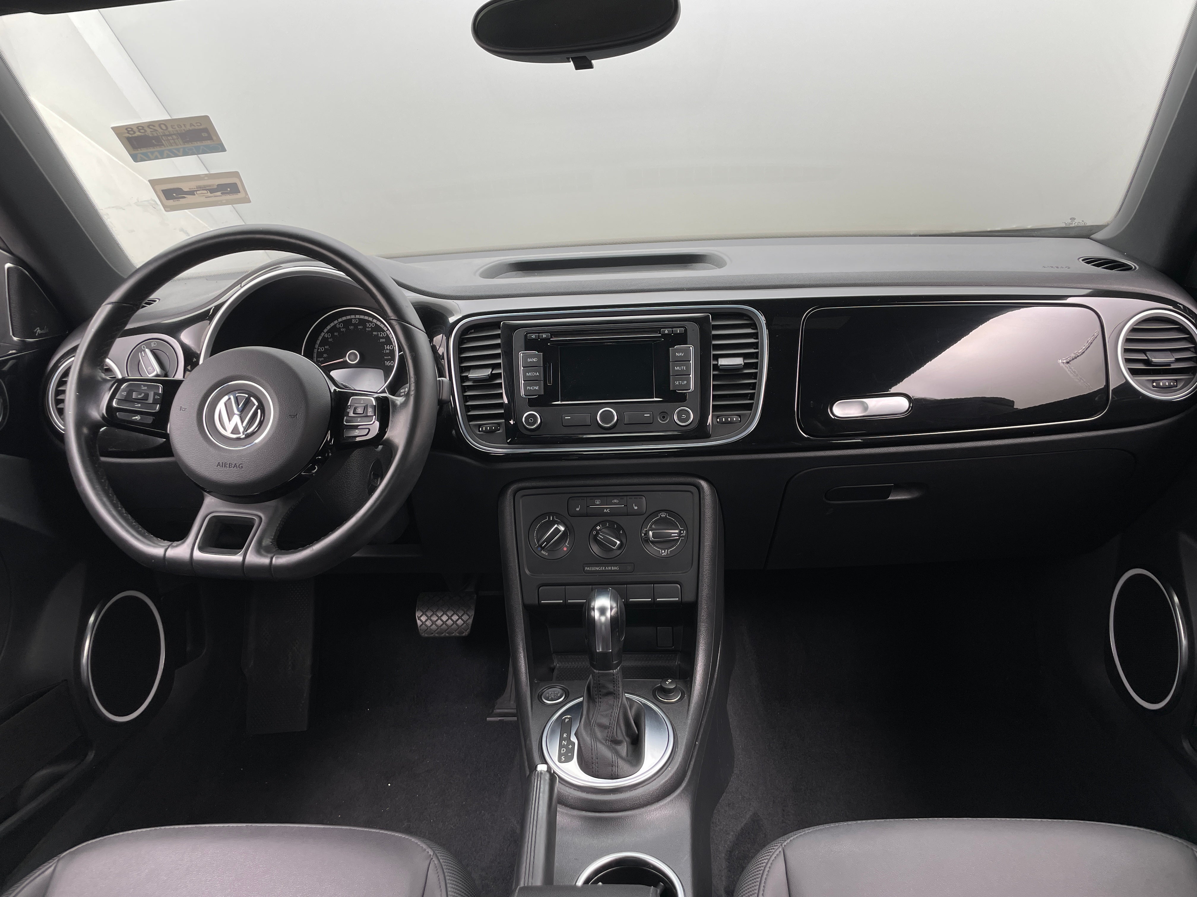 2013 Volkswagen Beetle  3