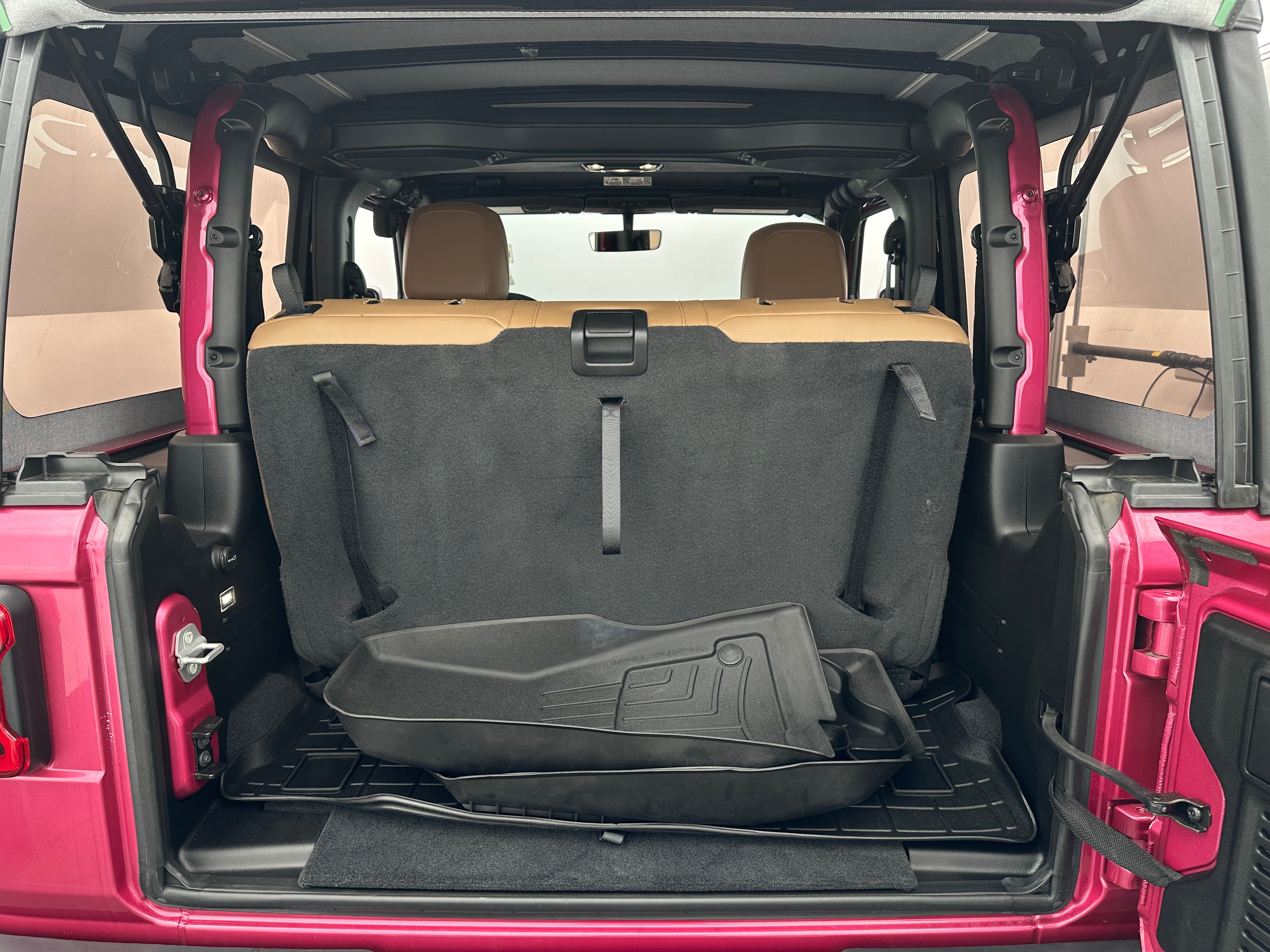 Thumbnail: 2022 Jeep Wrangler - 6