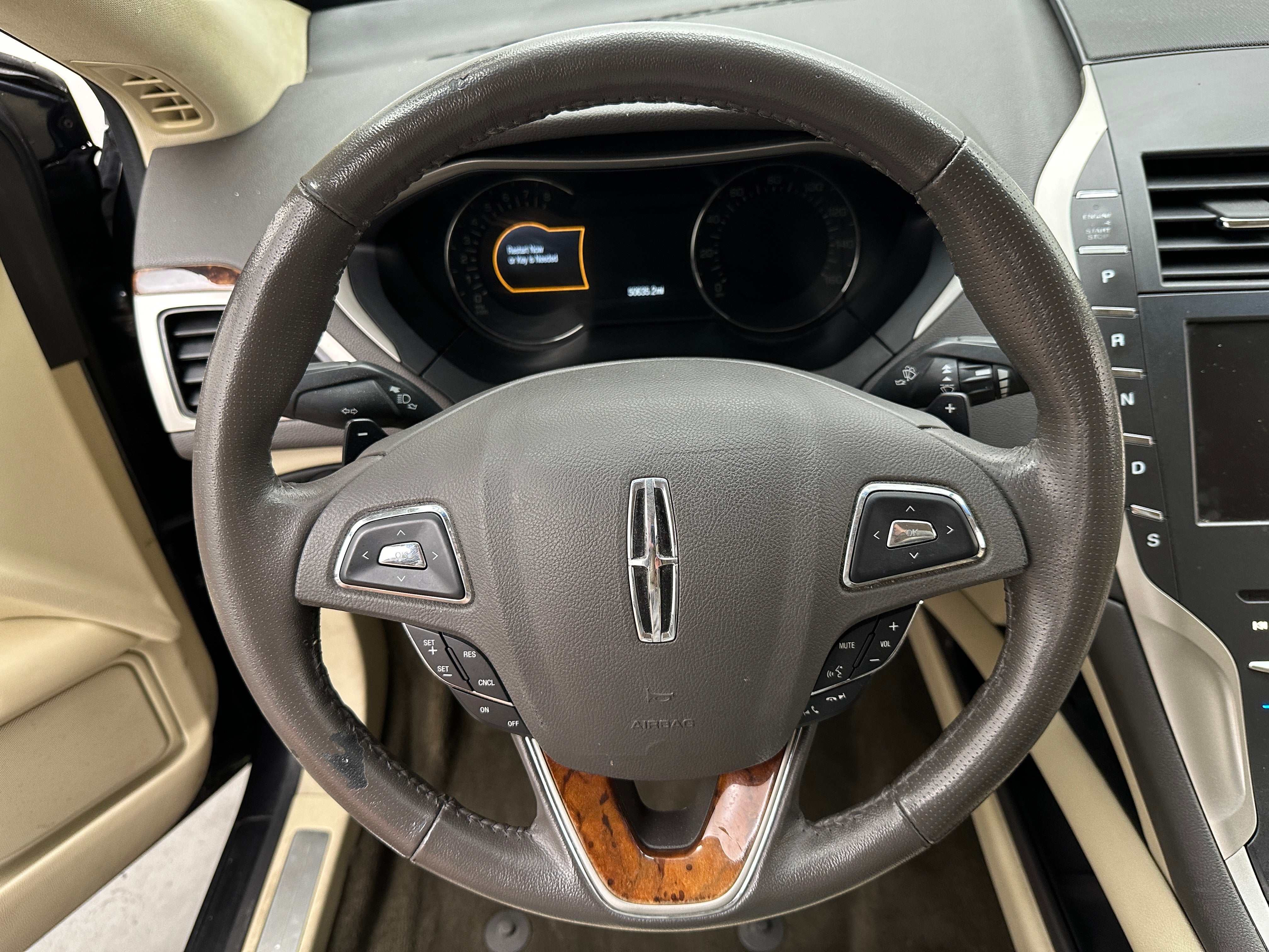 2014 Lincoln MKZ Base 5