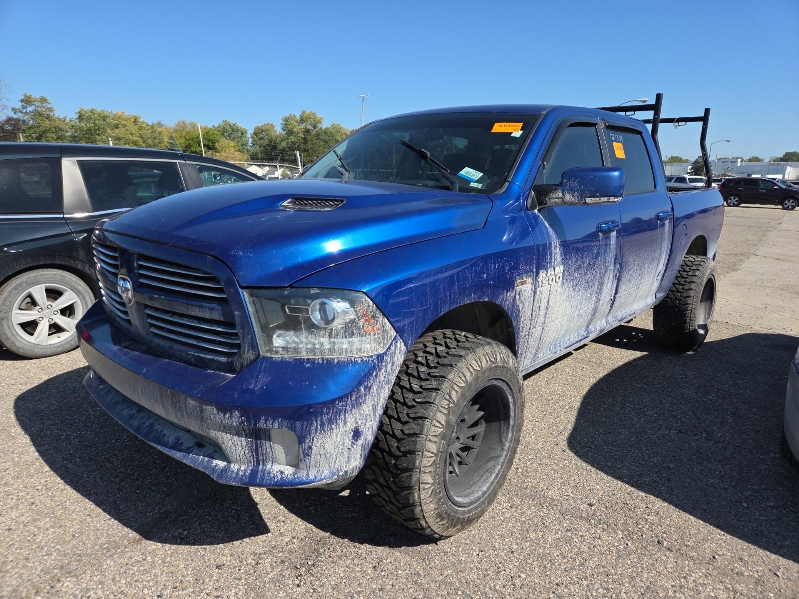 2017 Ram 1500 4WD Crew Cab 140.5" Sport