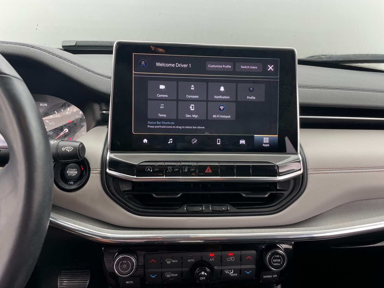 Thumbnail: 2022 Jeep Compass - 3