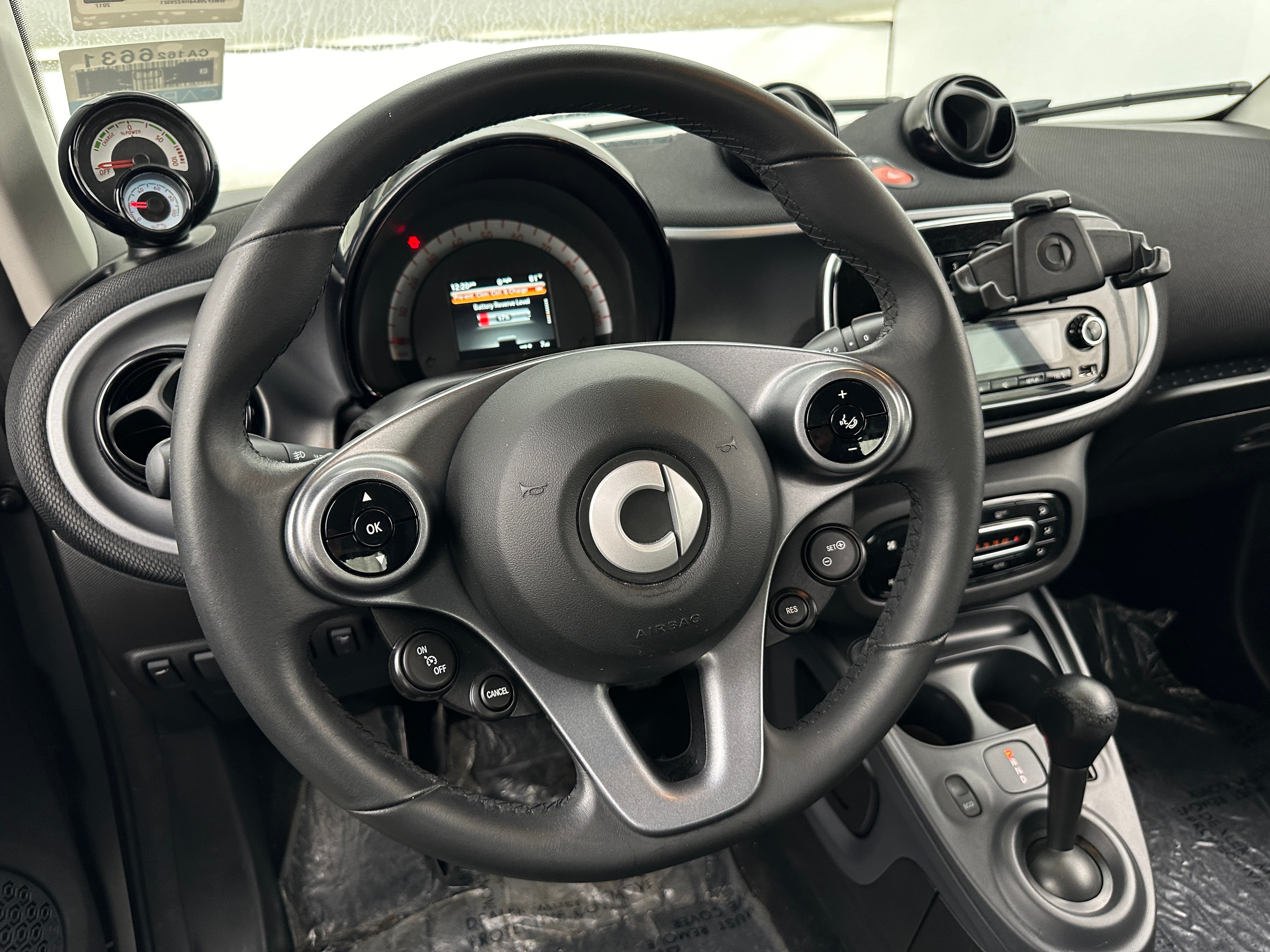 2017 smart fortwo Passion 5