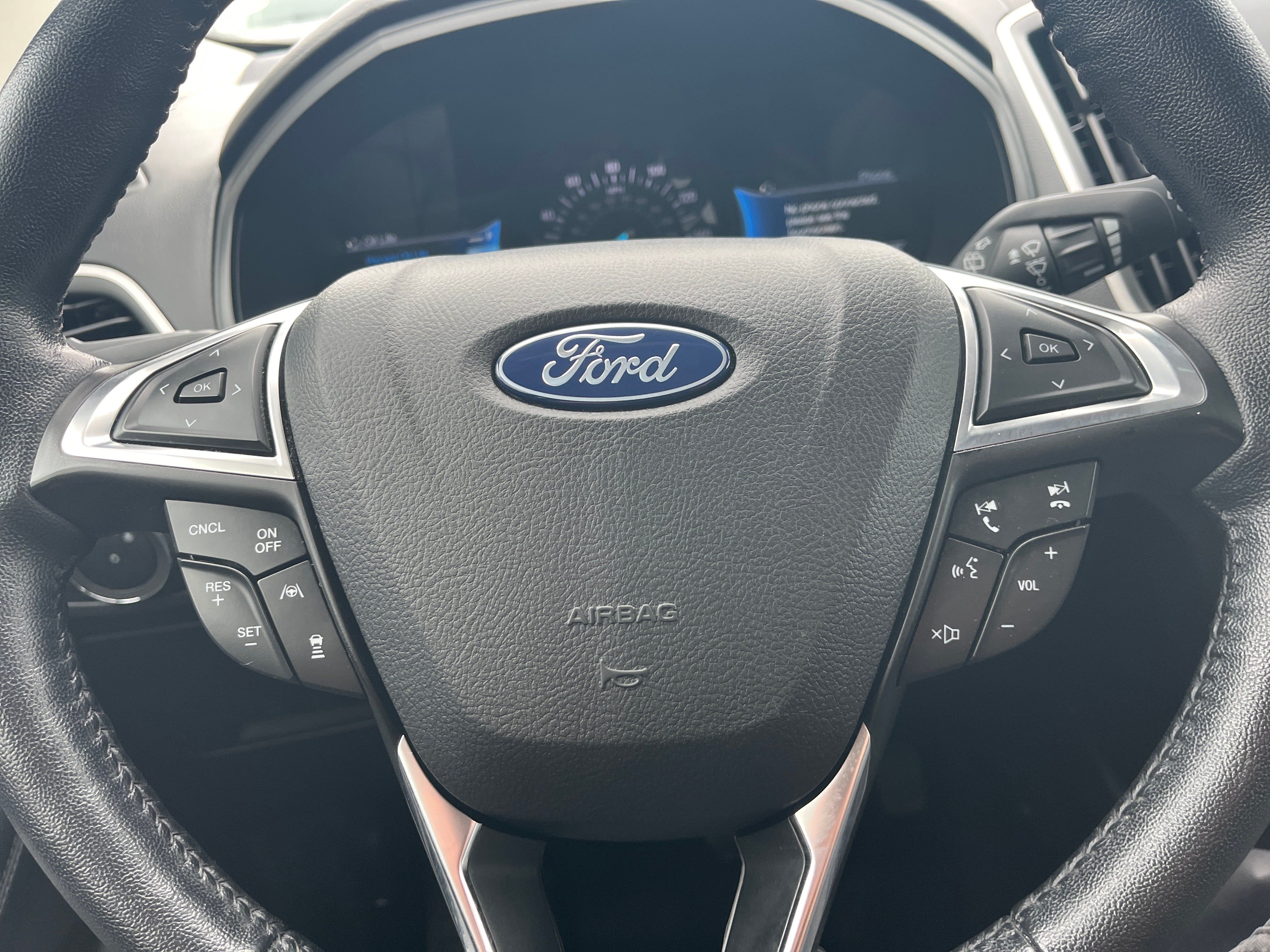 2023 Ford Edge SEL 5