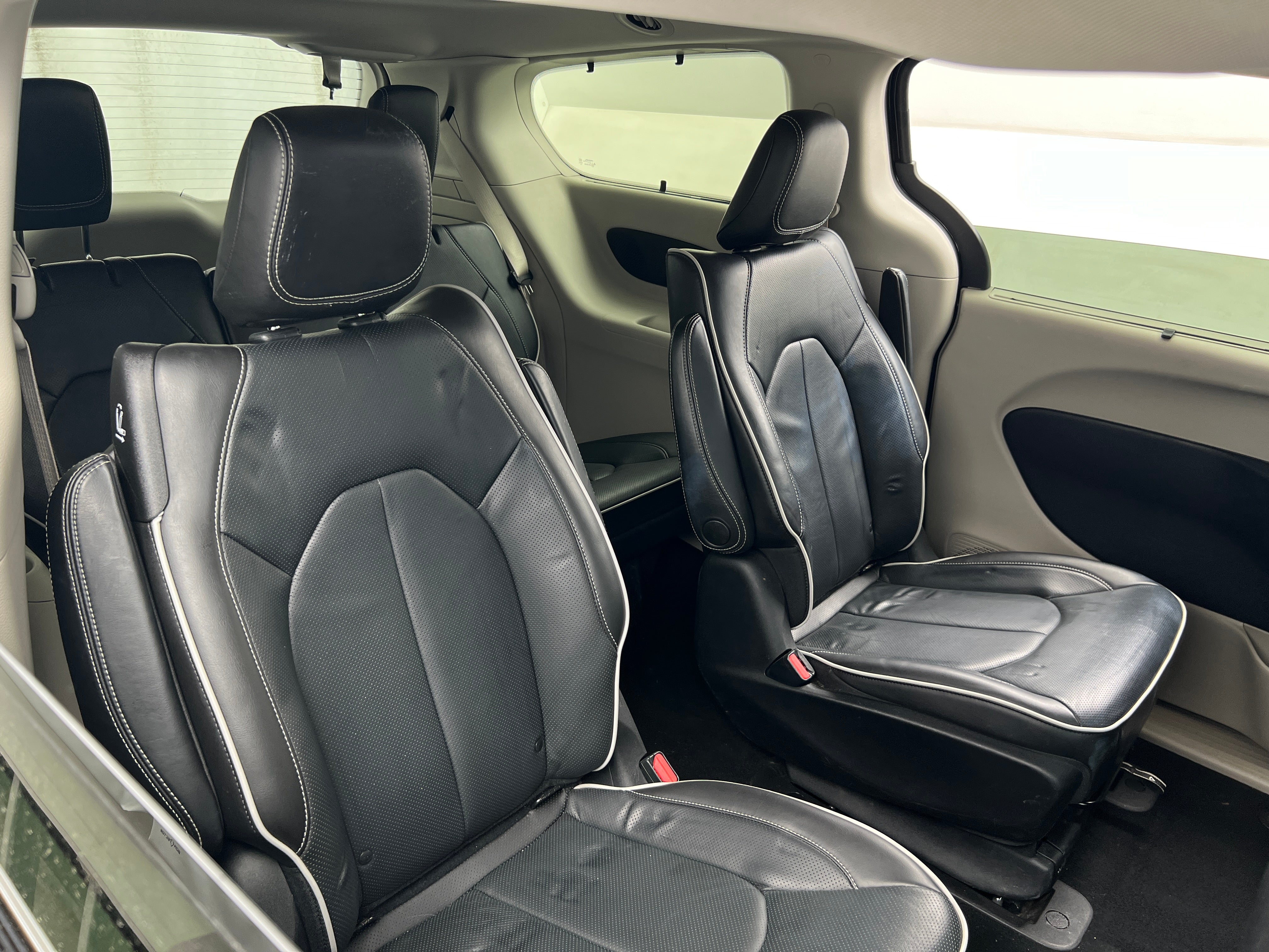 2021 Chrysler Pacifica Hybrid Limited 6