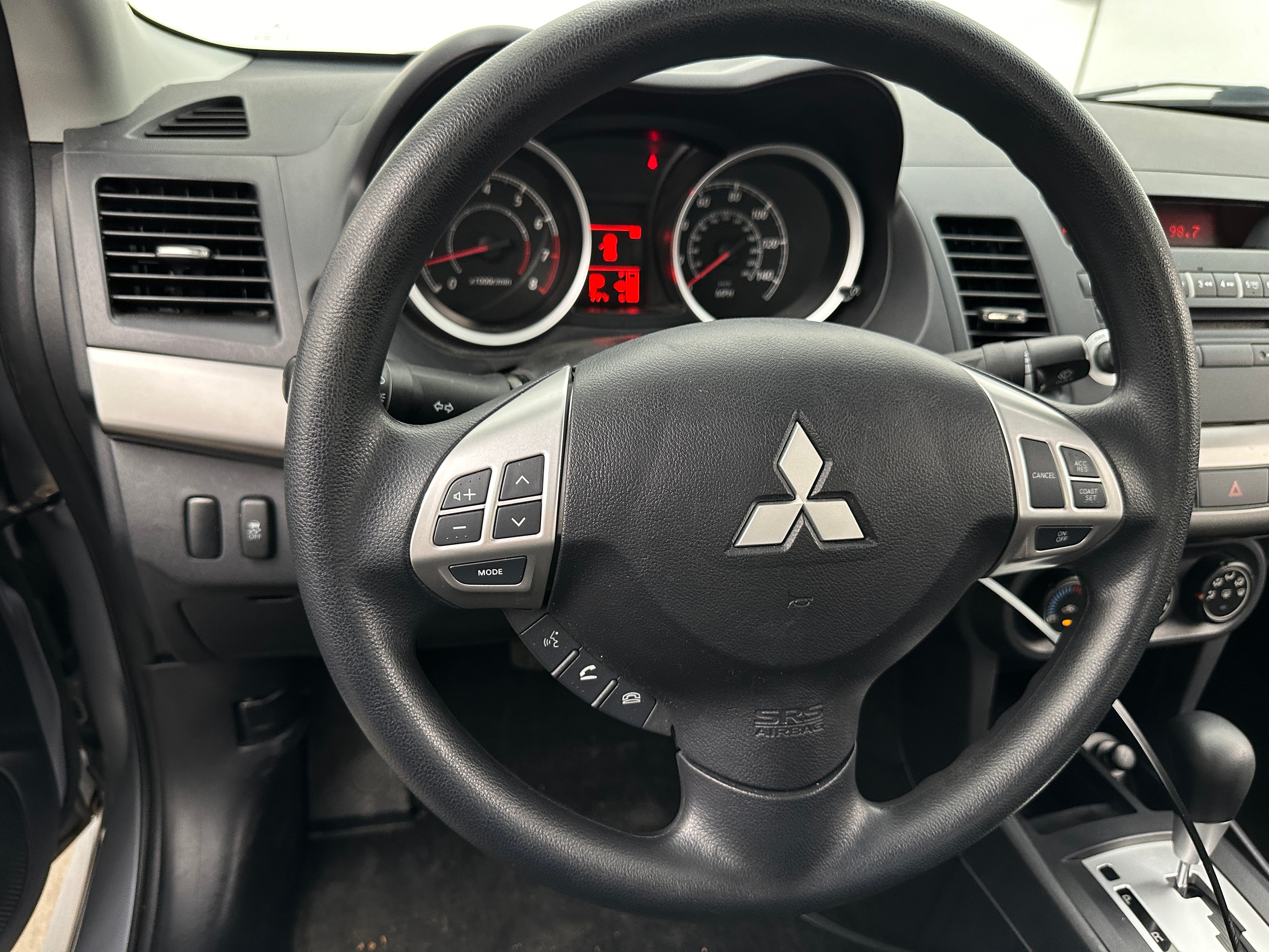 2013 Mitsubishi Lancer ES 5