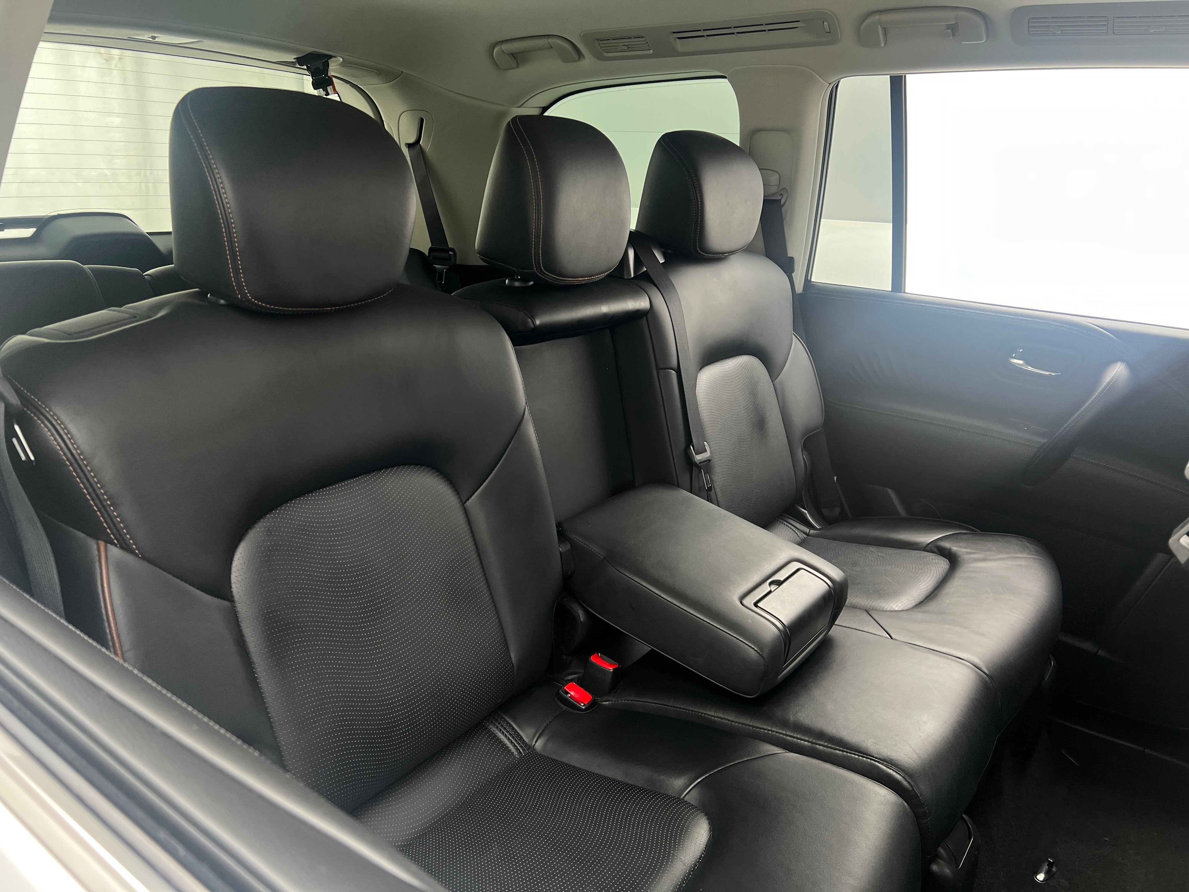 2018 Nissan Armada SL 5