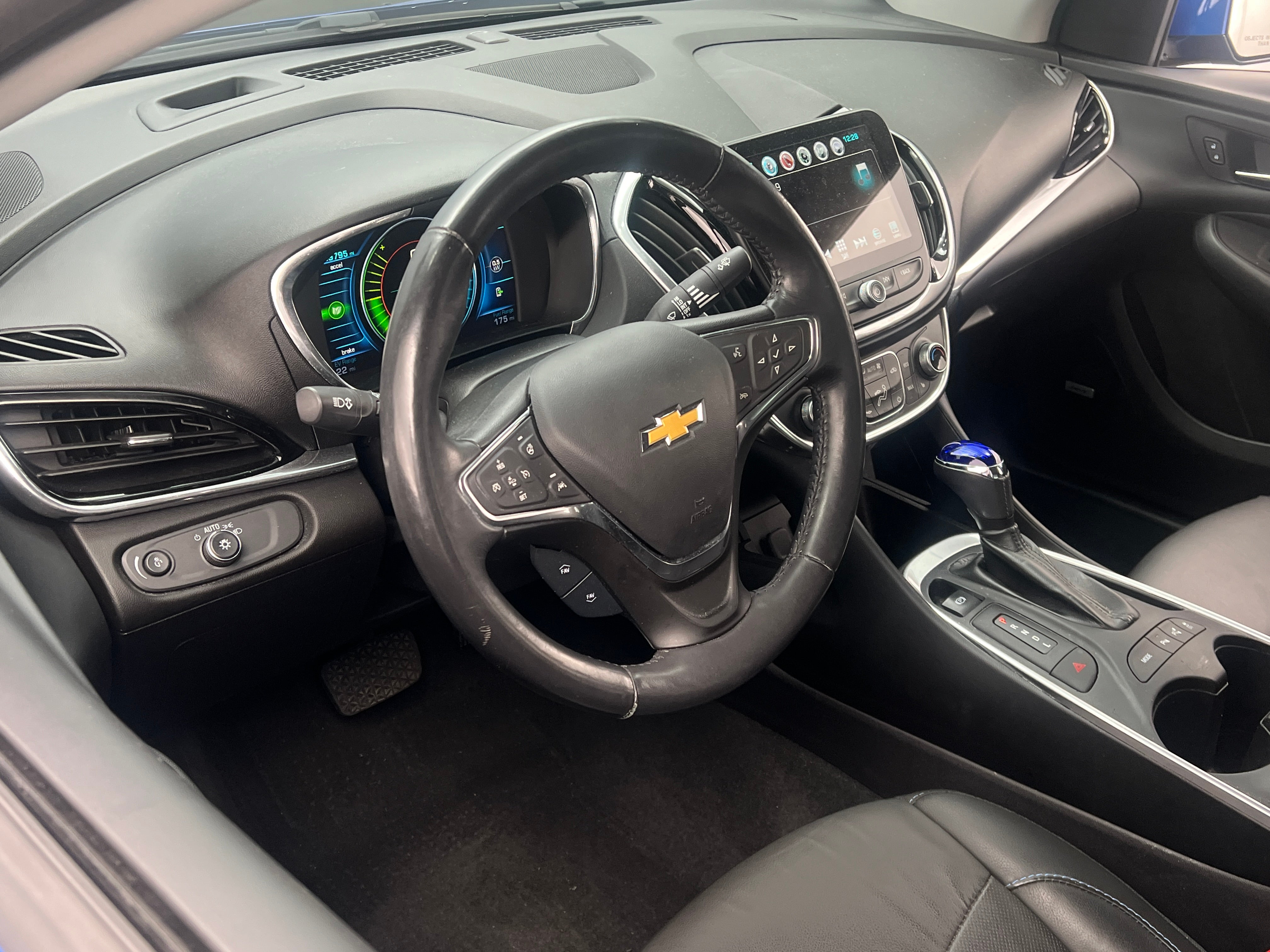 2018 Chevrolet Volt Premier 4