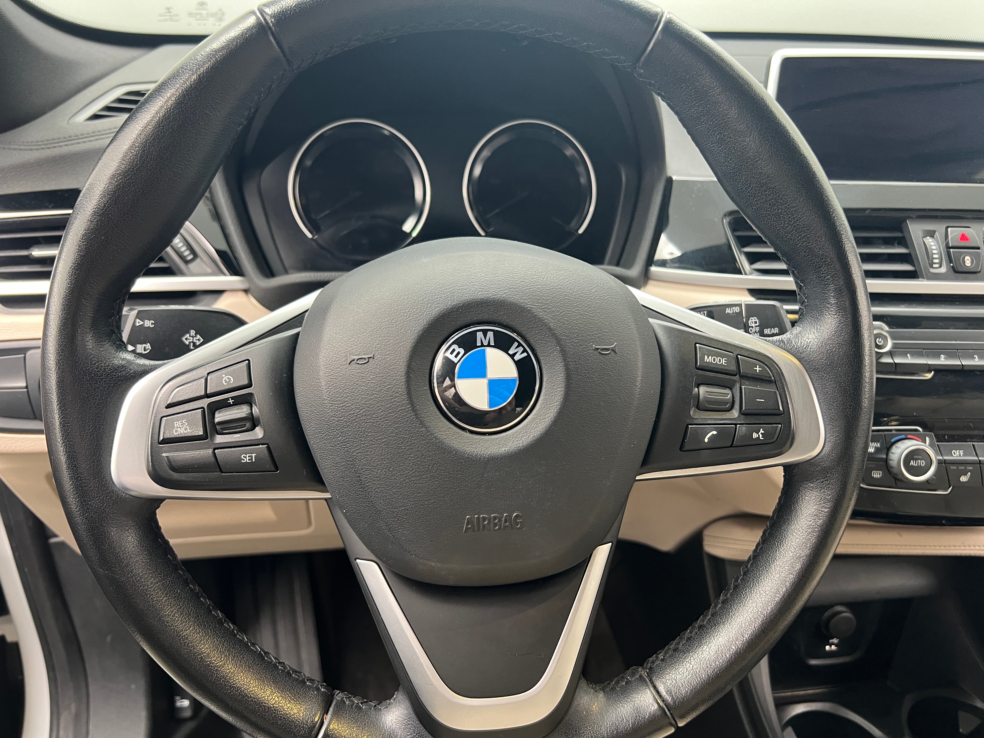 2021 BMW X1 xDrive28i 5