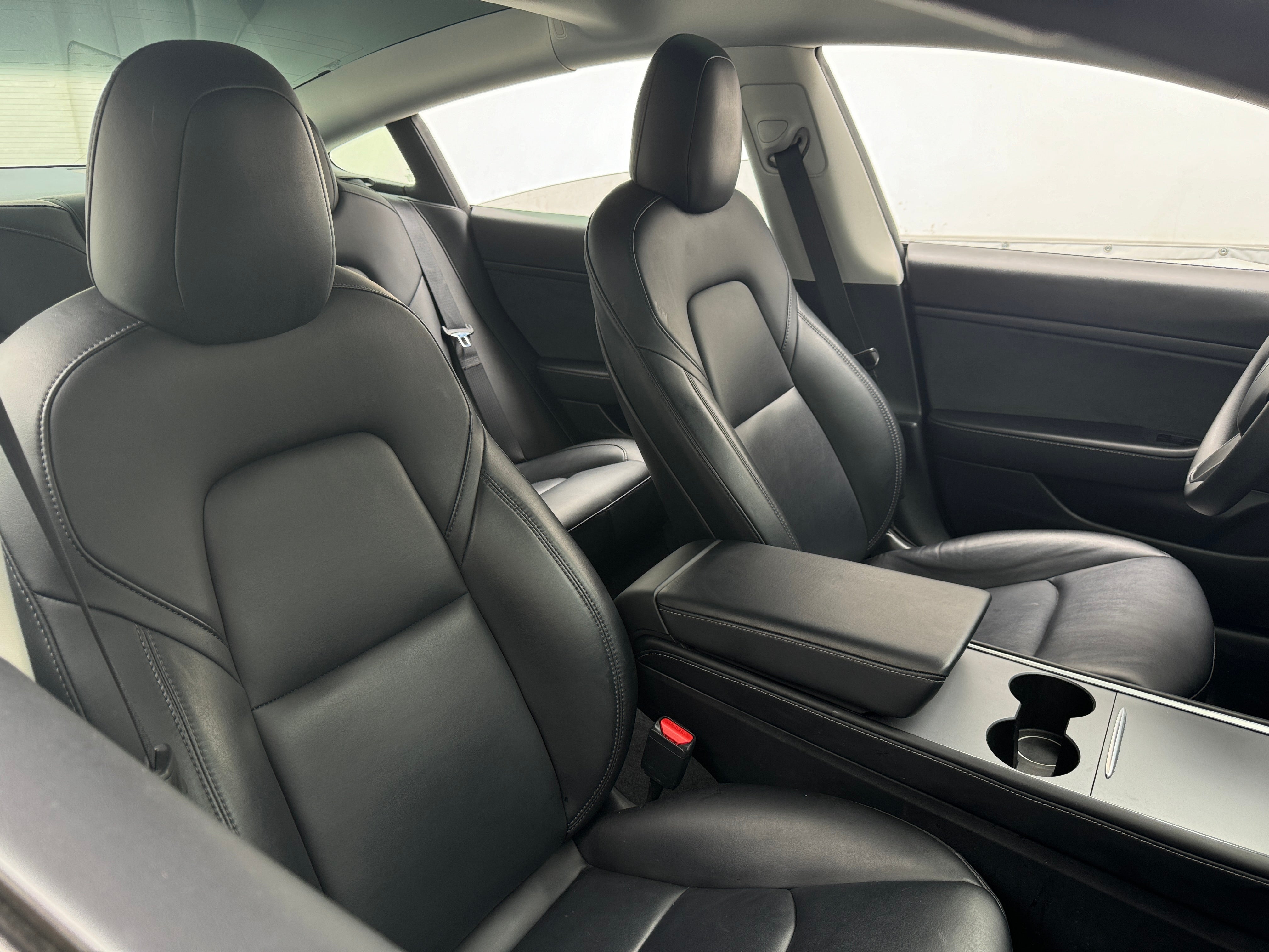 Thumbnail: 2021 Tesla Model 3 - 2