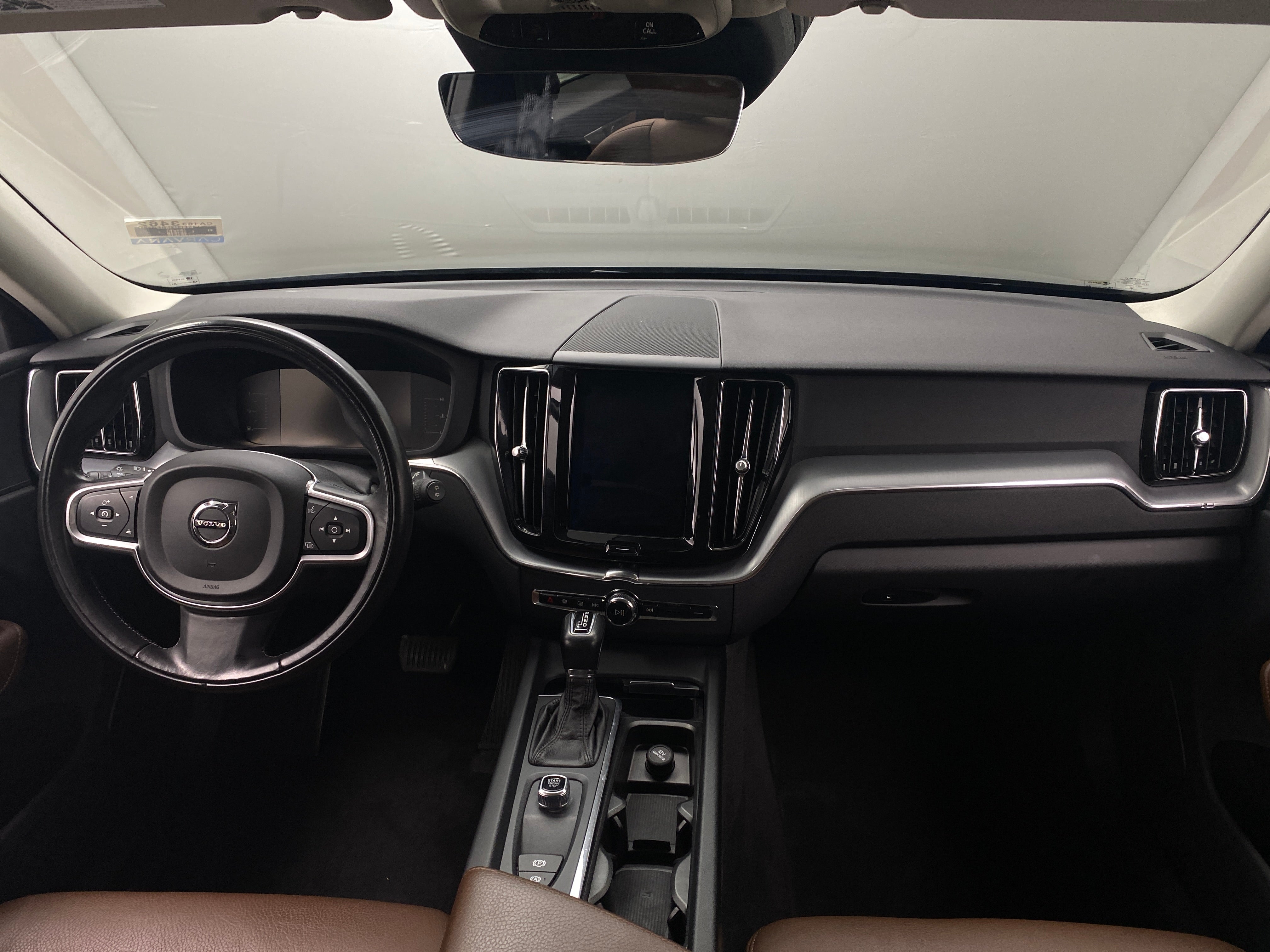 2018 Volvo XC60 T5 Momentum 3