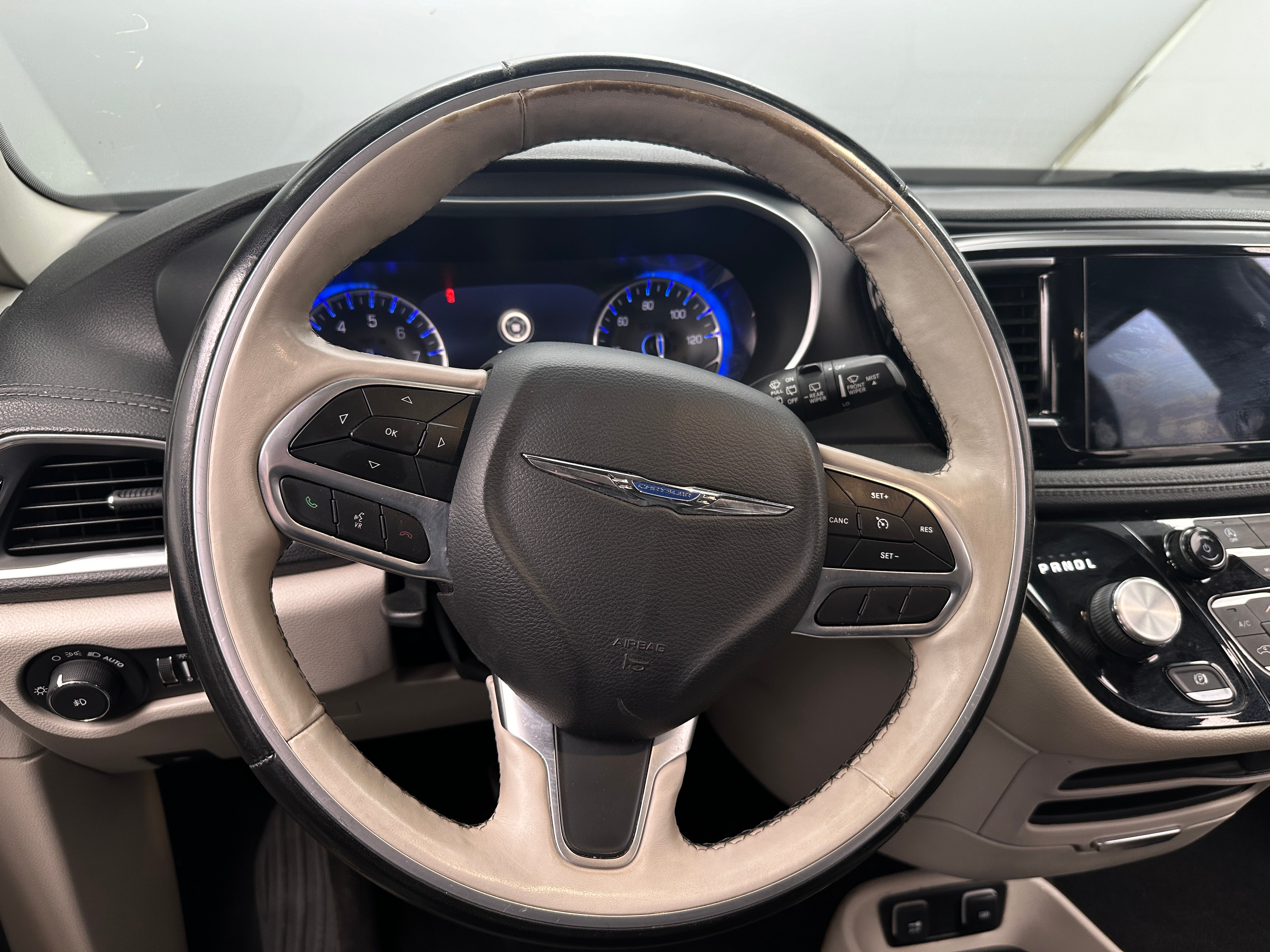 2020 Chrysler Pacifica Limited 5