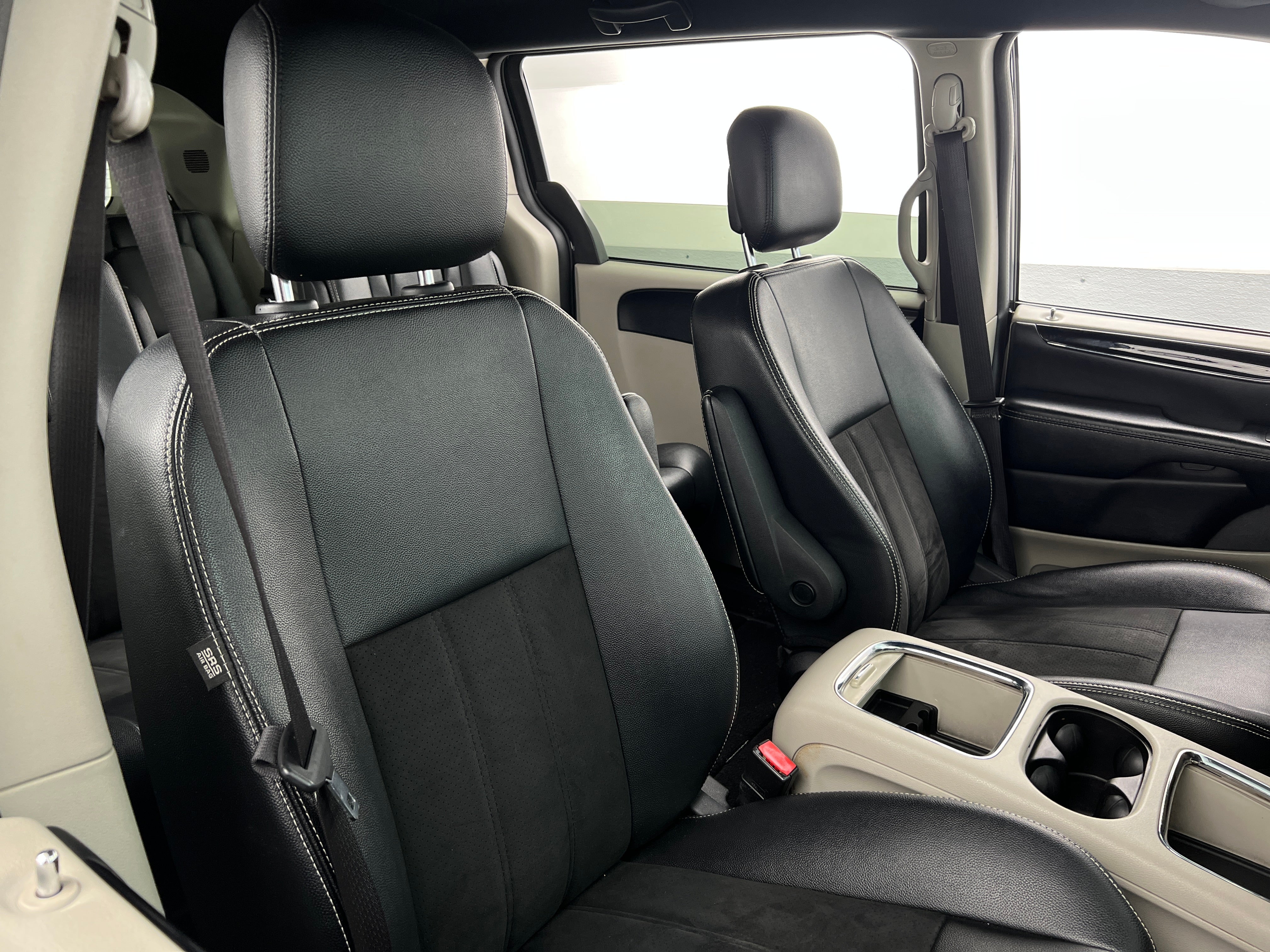 2019 Dodge Grand Caravan SXT 2