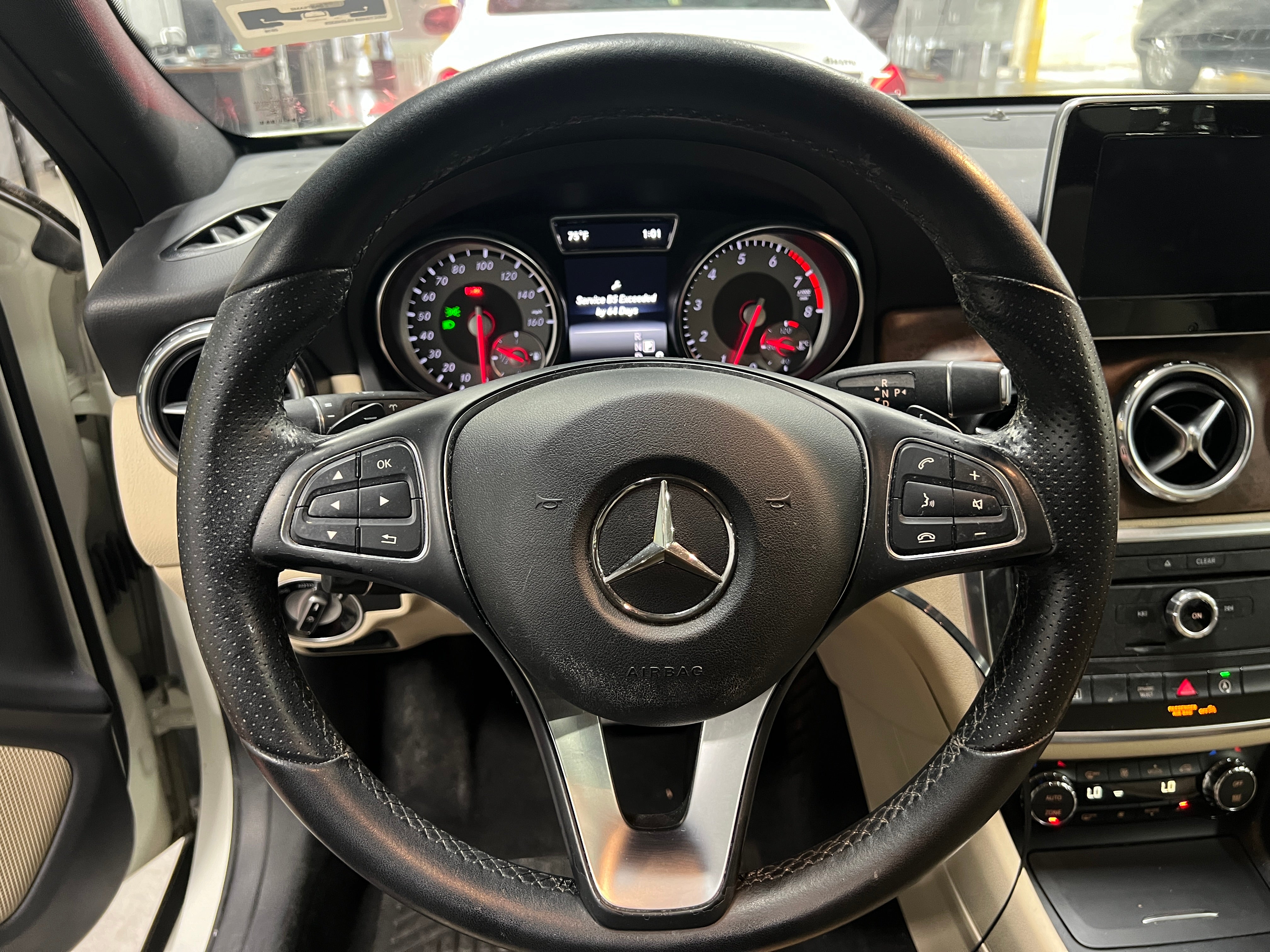 2016 Mercedes-Benz GLA 250 4MATIC 5