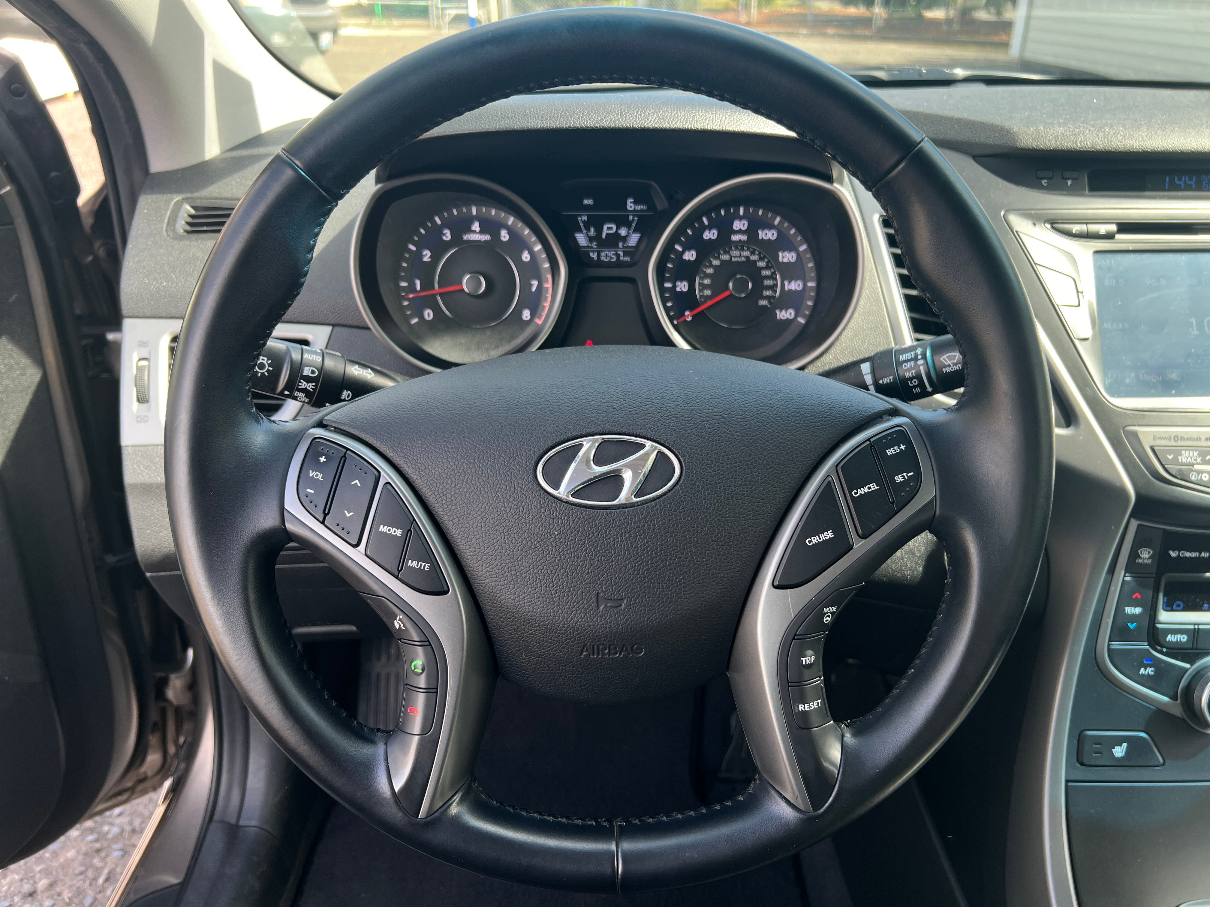 2014 Hyundai Elantra Limited Edition 4