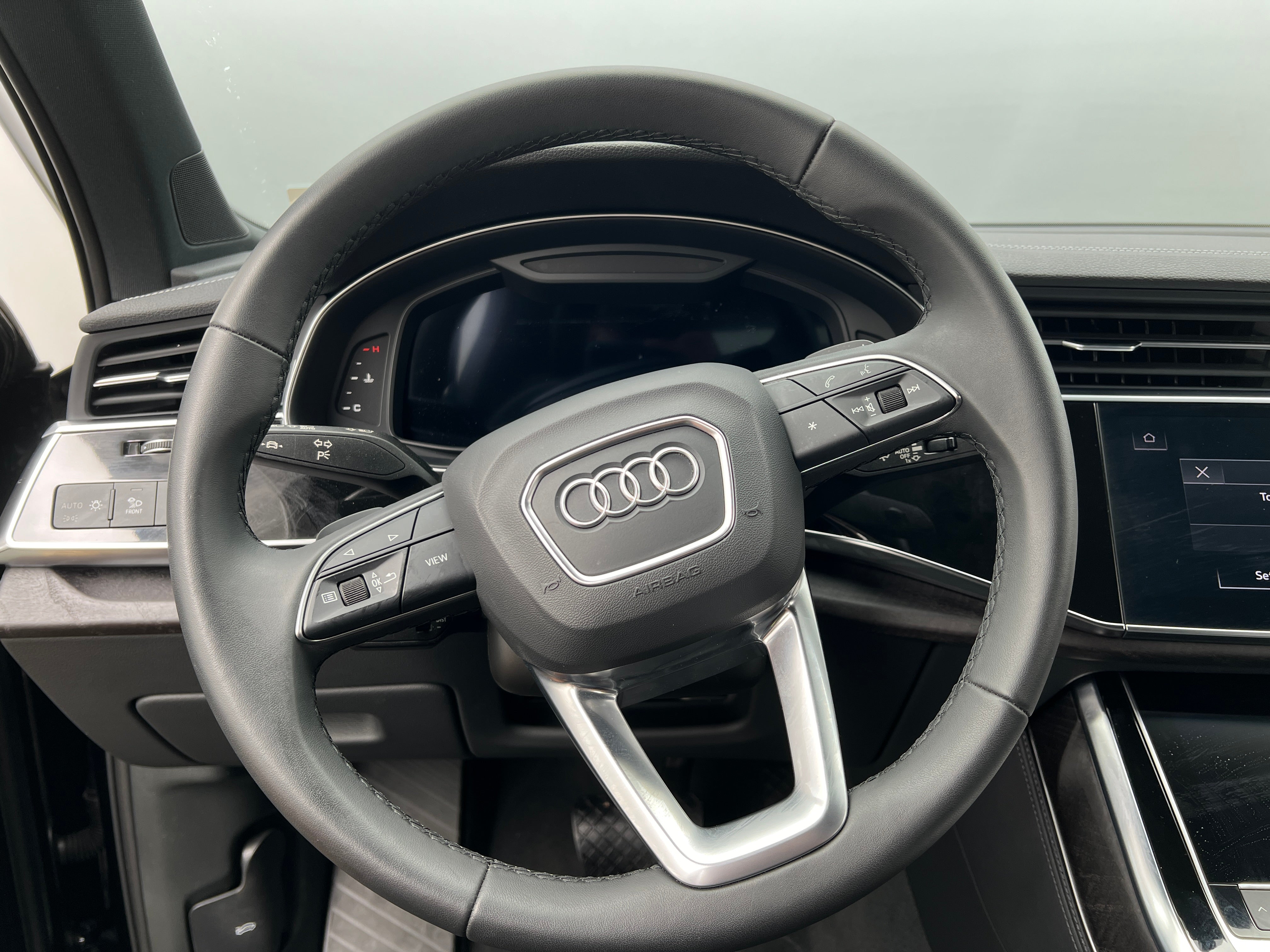 2023 Audi Q7 Premium Plus 5