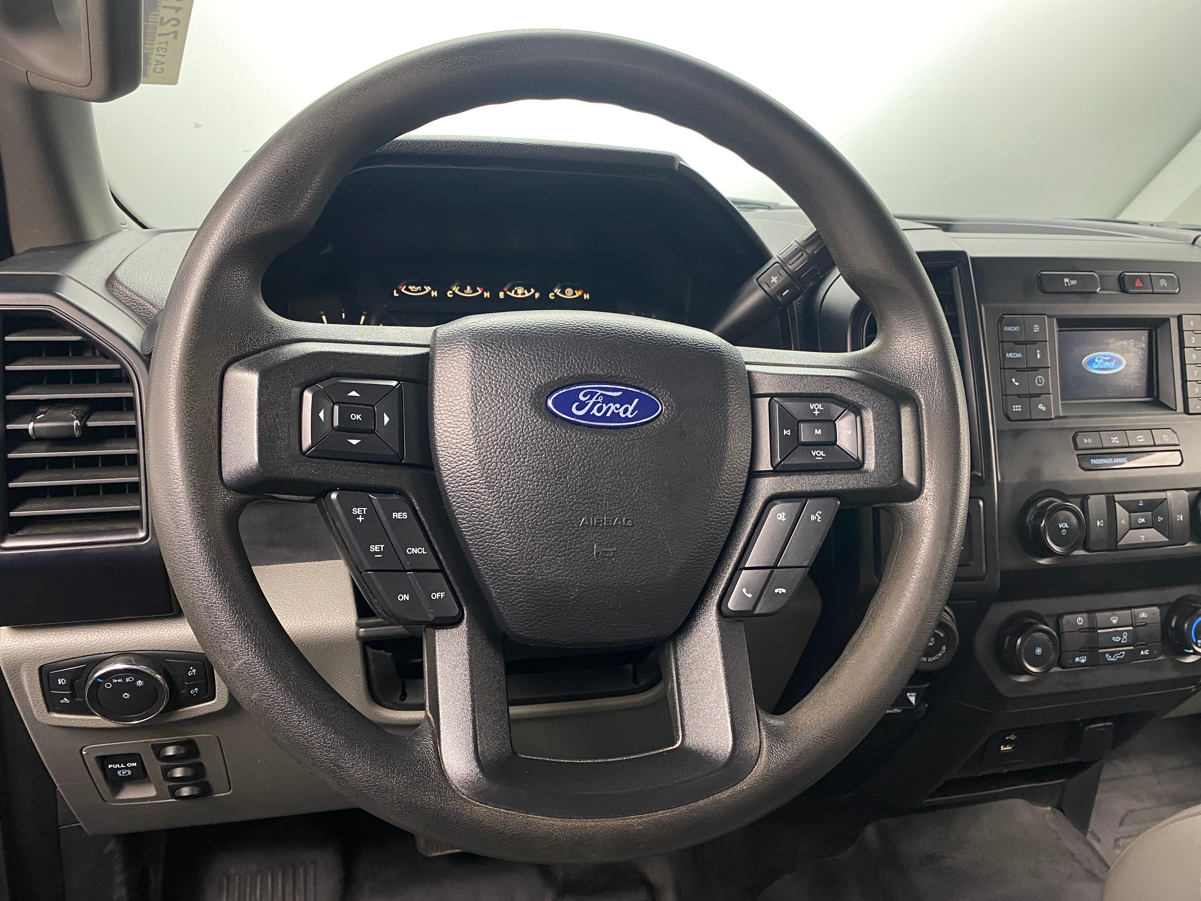 2019 Ford Econoline E-150 5